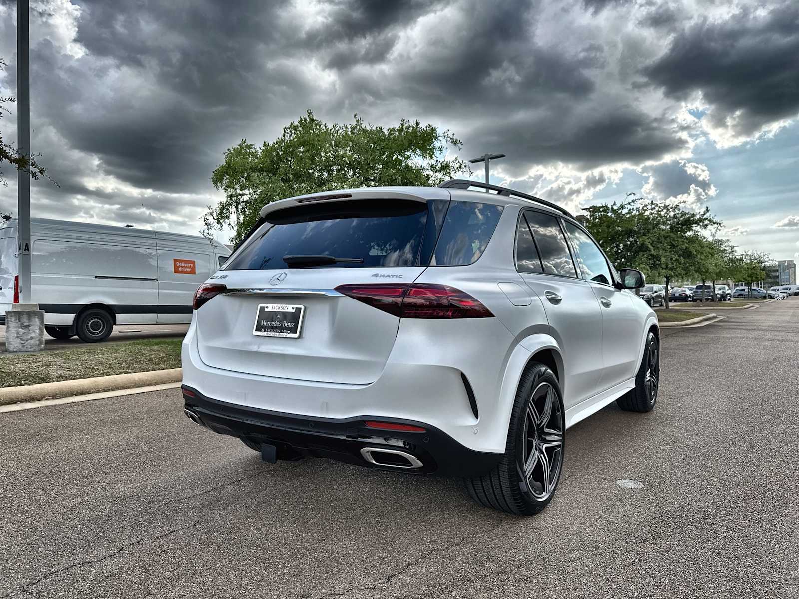 Thumbnail: 2026 Mercedes-Benz GLE - 8
