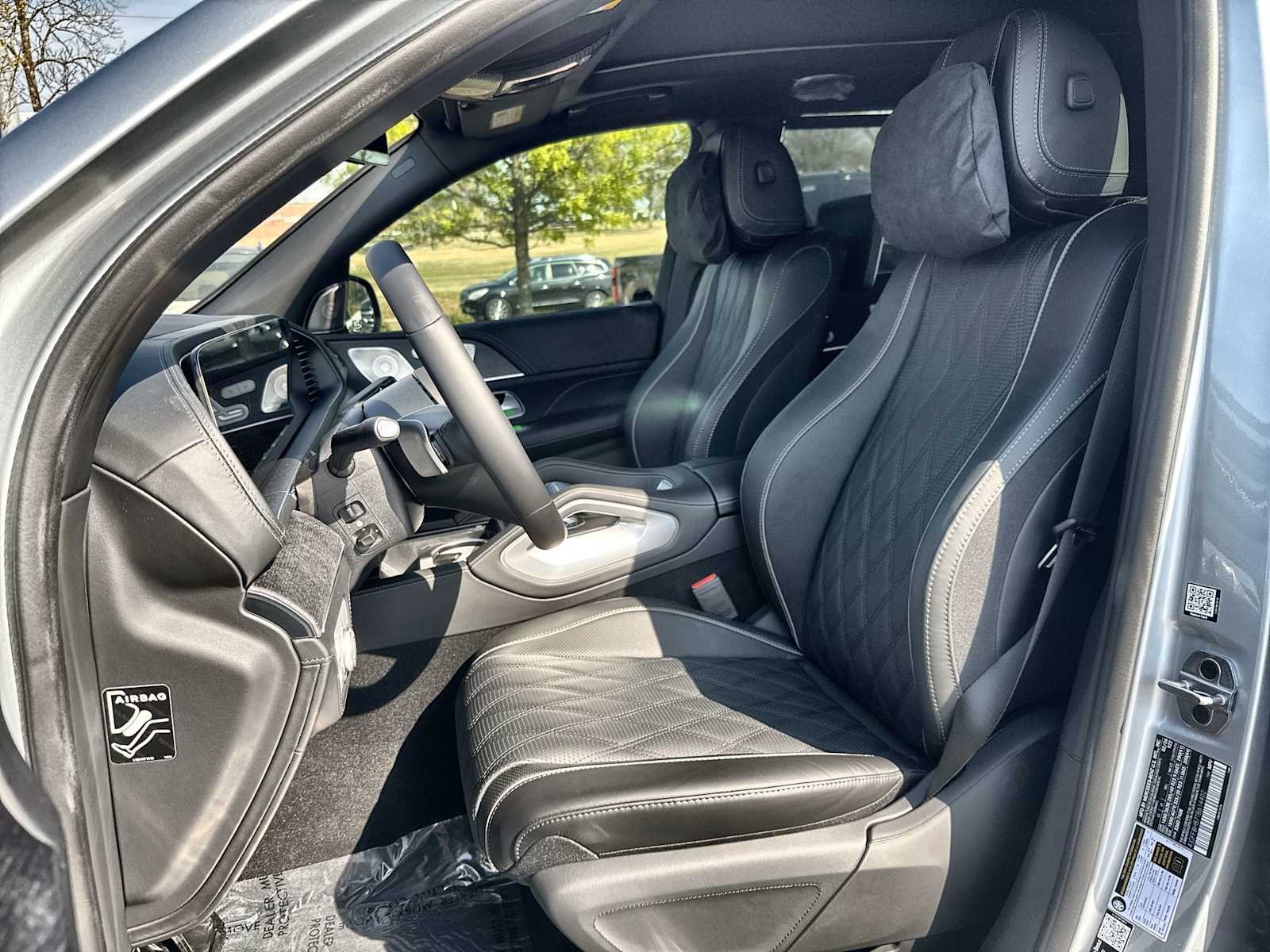 Thumbnail: 2026 Mercedes-Benz GLS - 3