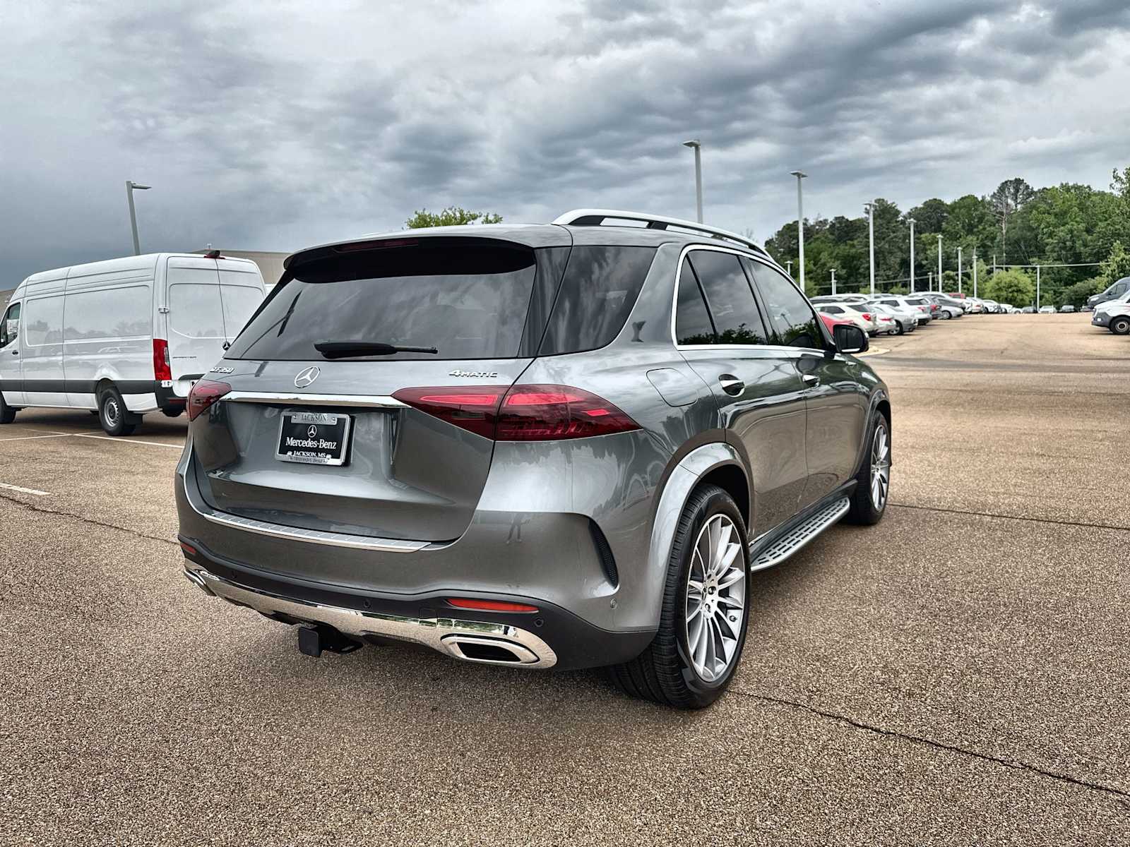 Thumbnail: 2026 Mercedes-Benz GLE - 8