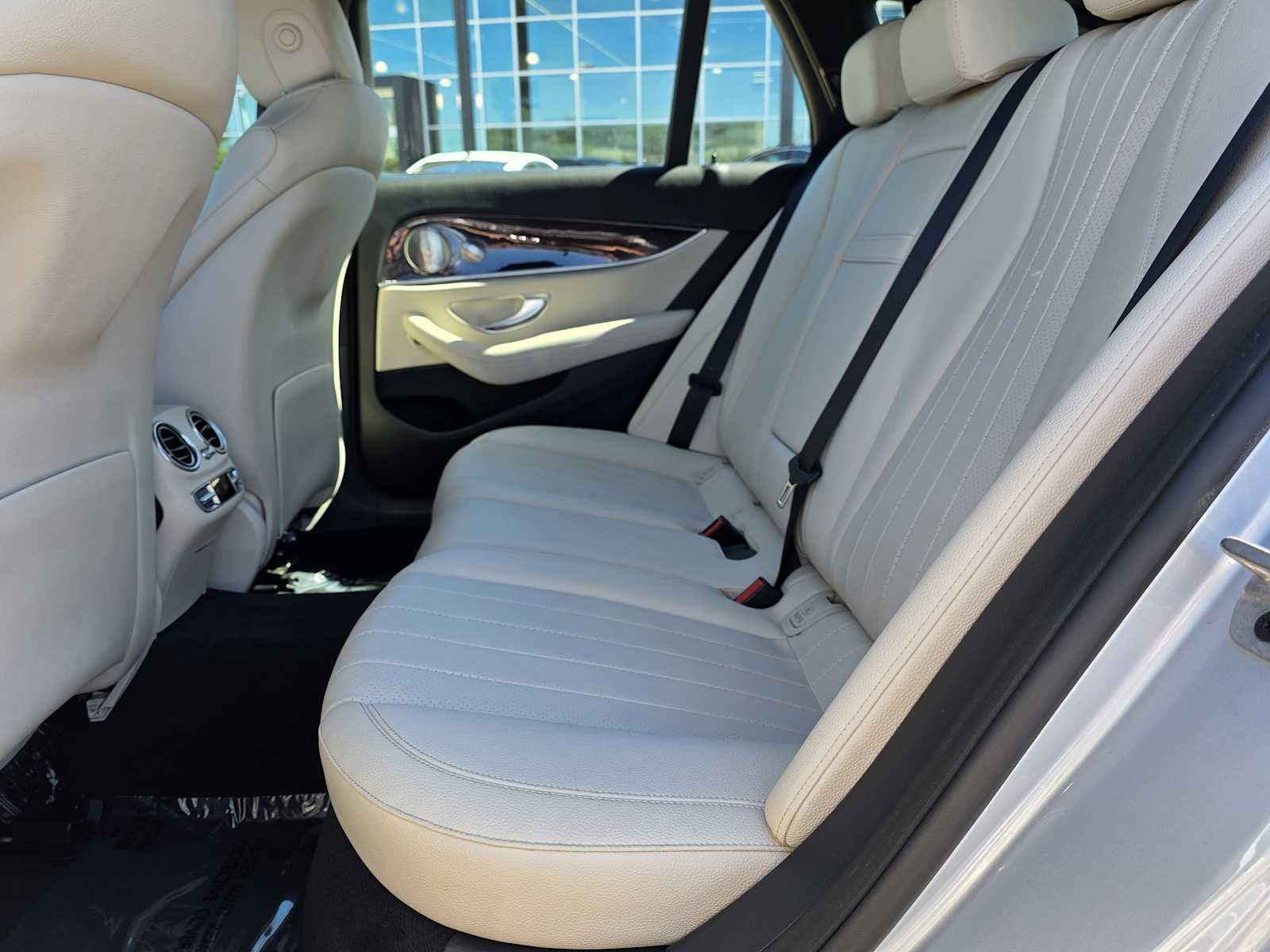 Thumbnail: 2023 Mercedes-Benz E-Class - 15