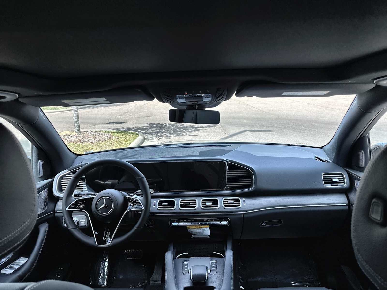 Thumbnail: 2026 Mercedes-Benz GLE - 20