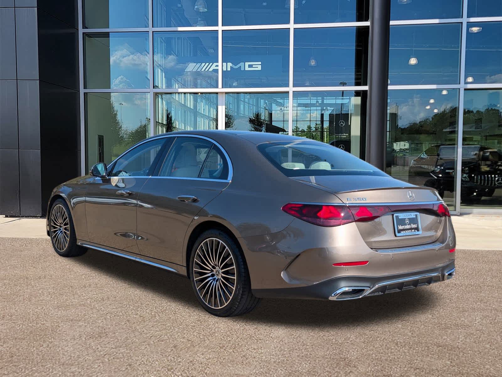 Thumbnail: 2026 Mercedes-Benz E-Class - 6