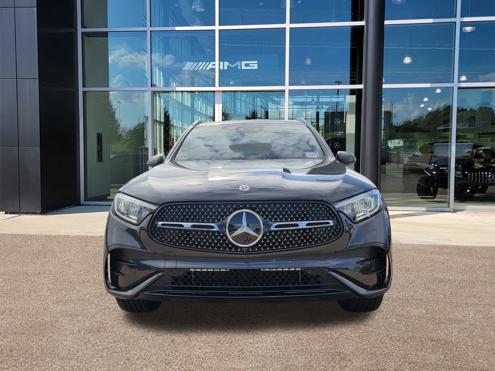 Thumbnail: 2025 Mercedes-Benz GLC - 2