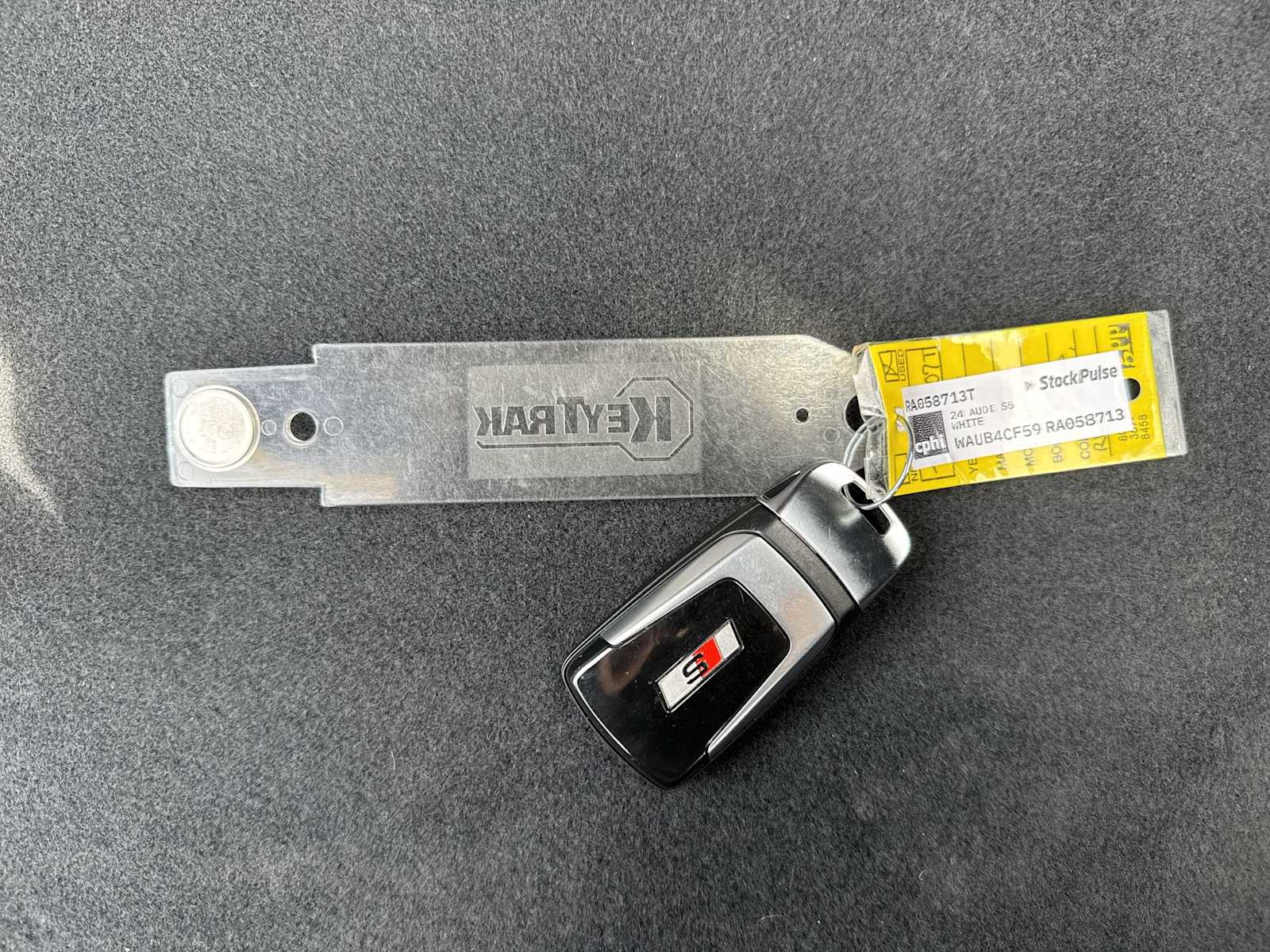 Thumbnail: 2024 Audi S5 - 27