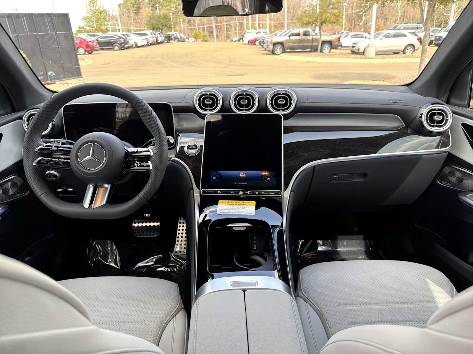 Thumbnail: 2026 Mercedes-Benz GLC - 14