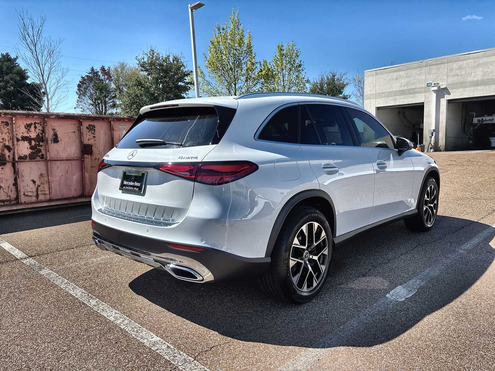 Thumbnail: 2026 Mercedes-Benz GLC - 8