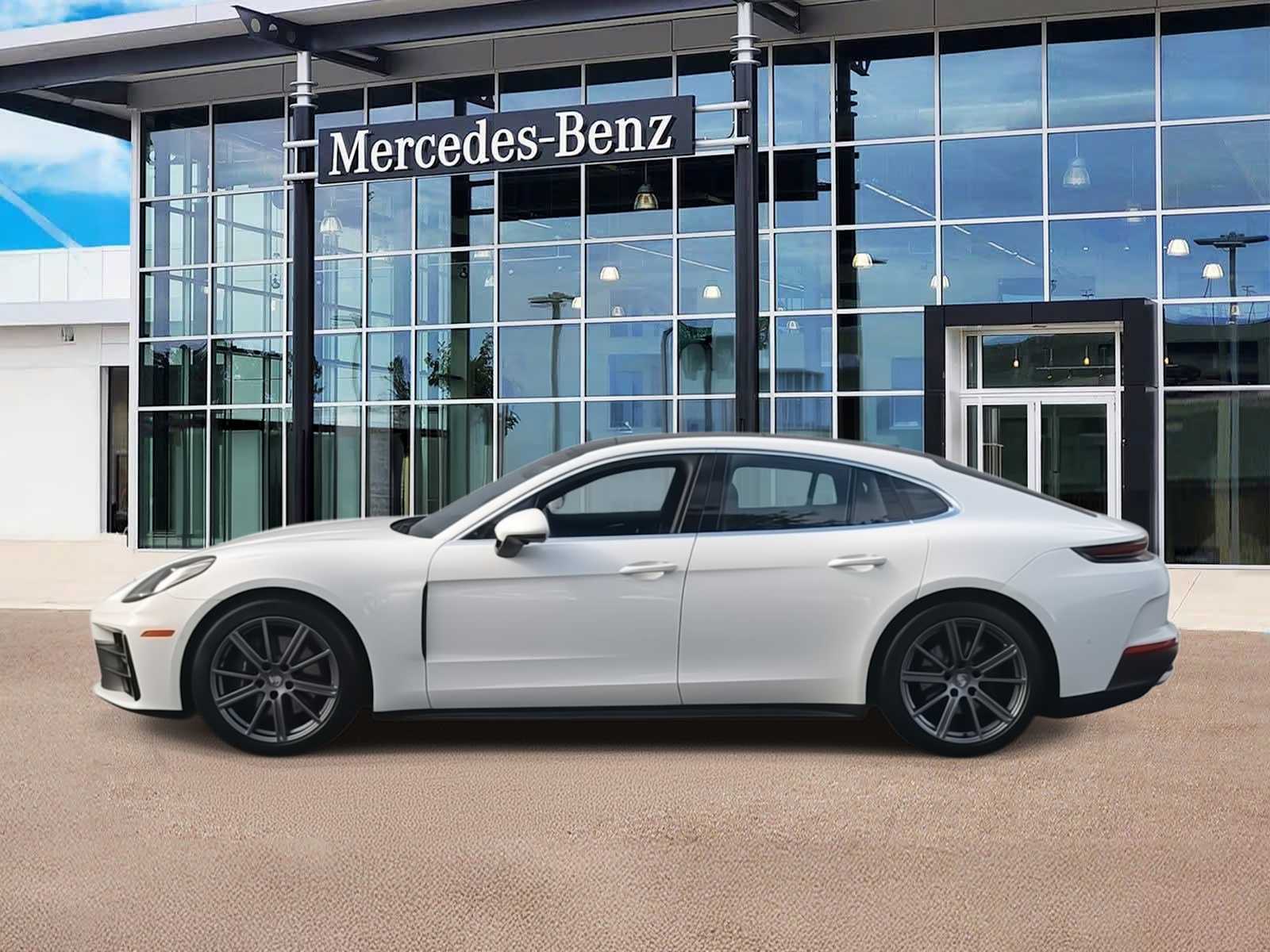 Thumbnail: 2025 Porsche Panamera - 3