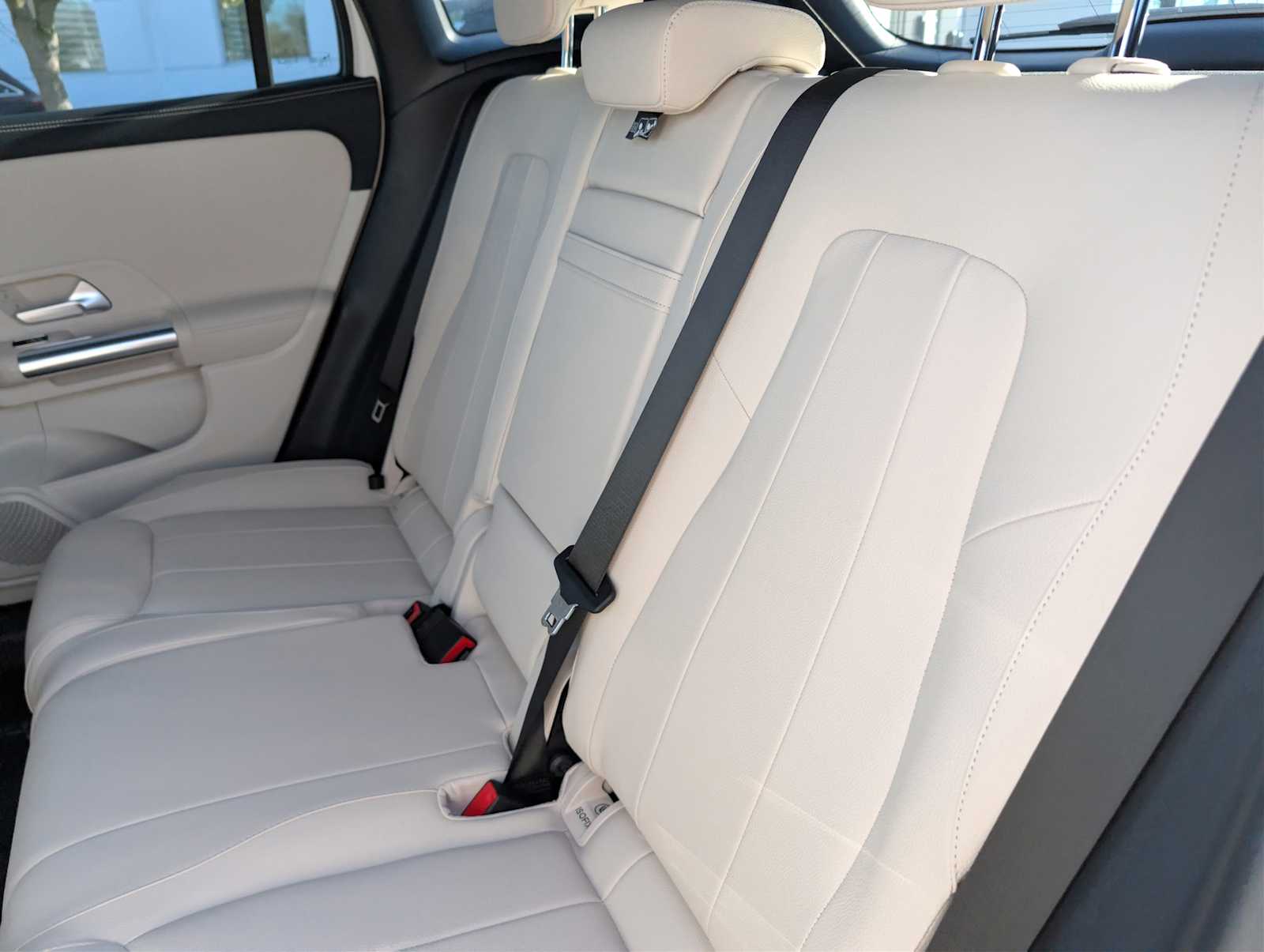 Thumbnail: 2026 Mercedes-Benz GLA - 26