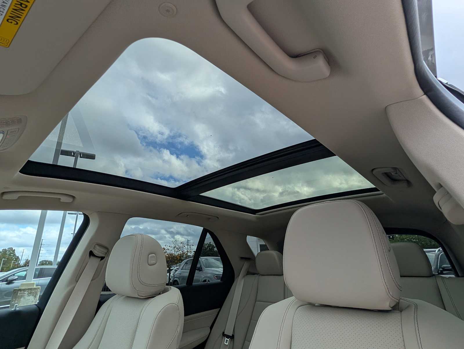 Thumbnail: 2026 Mercedes-Benz GLE - 19