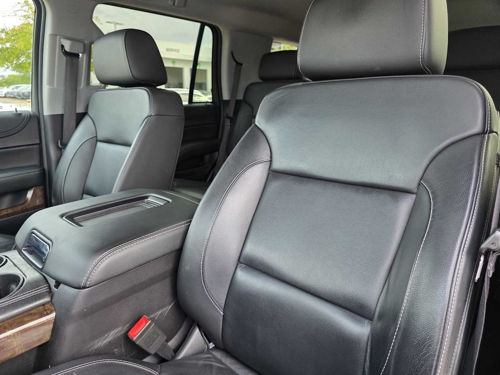 Thumbnail: 2019 Chevrolet Tahoe - 14