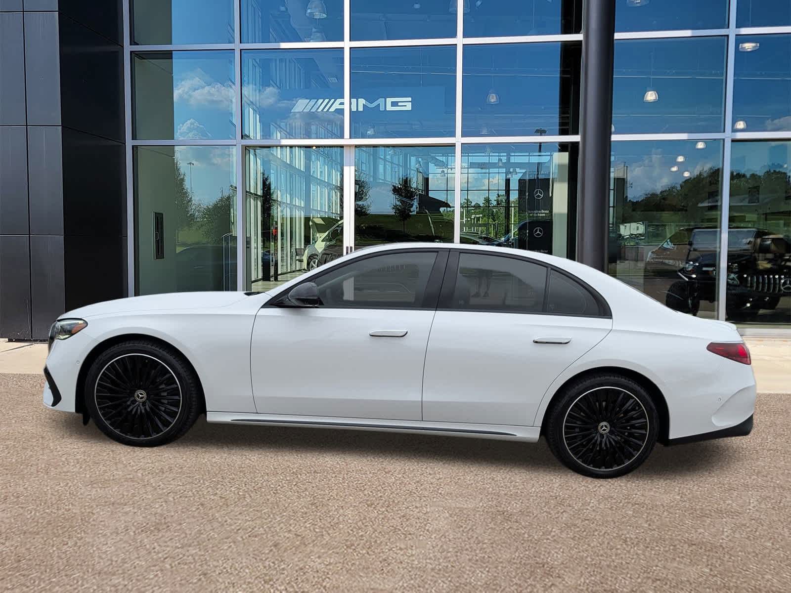 Thumbnail: 2024 Mercedes-Benz E-Class - 8