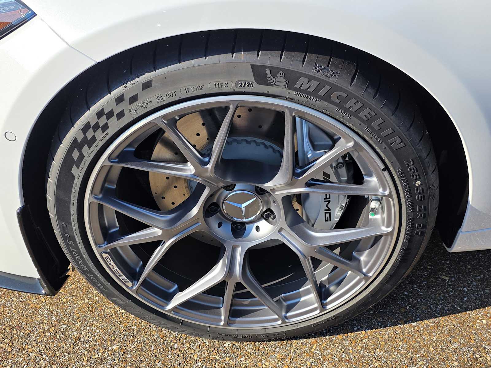 2026 Mercedes Benz CLE AMG 53 4MATIC photo 3