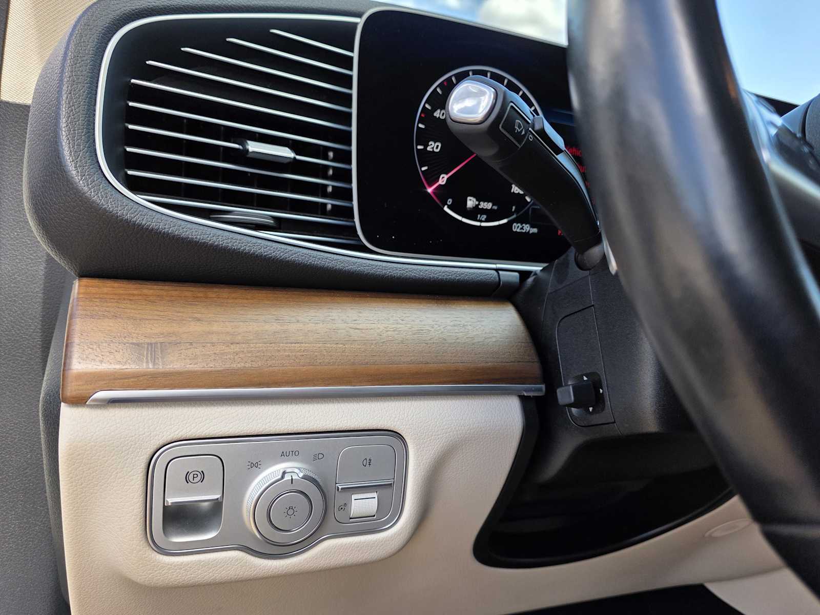 Thumbnail: 2024 Mercedes-Benz GLE - 25