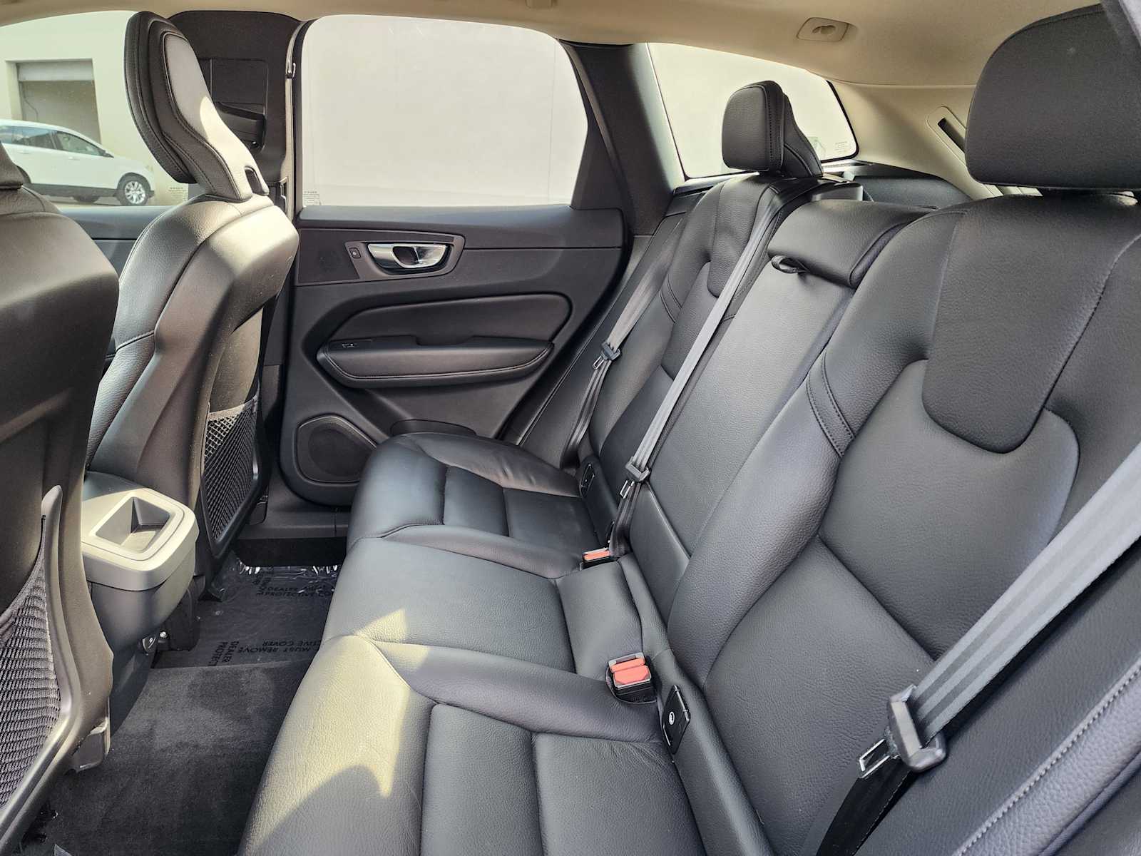 2023 Volvo XC60 B5 Plus 11