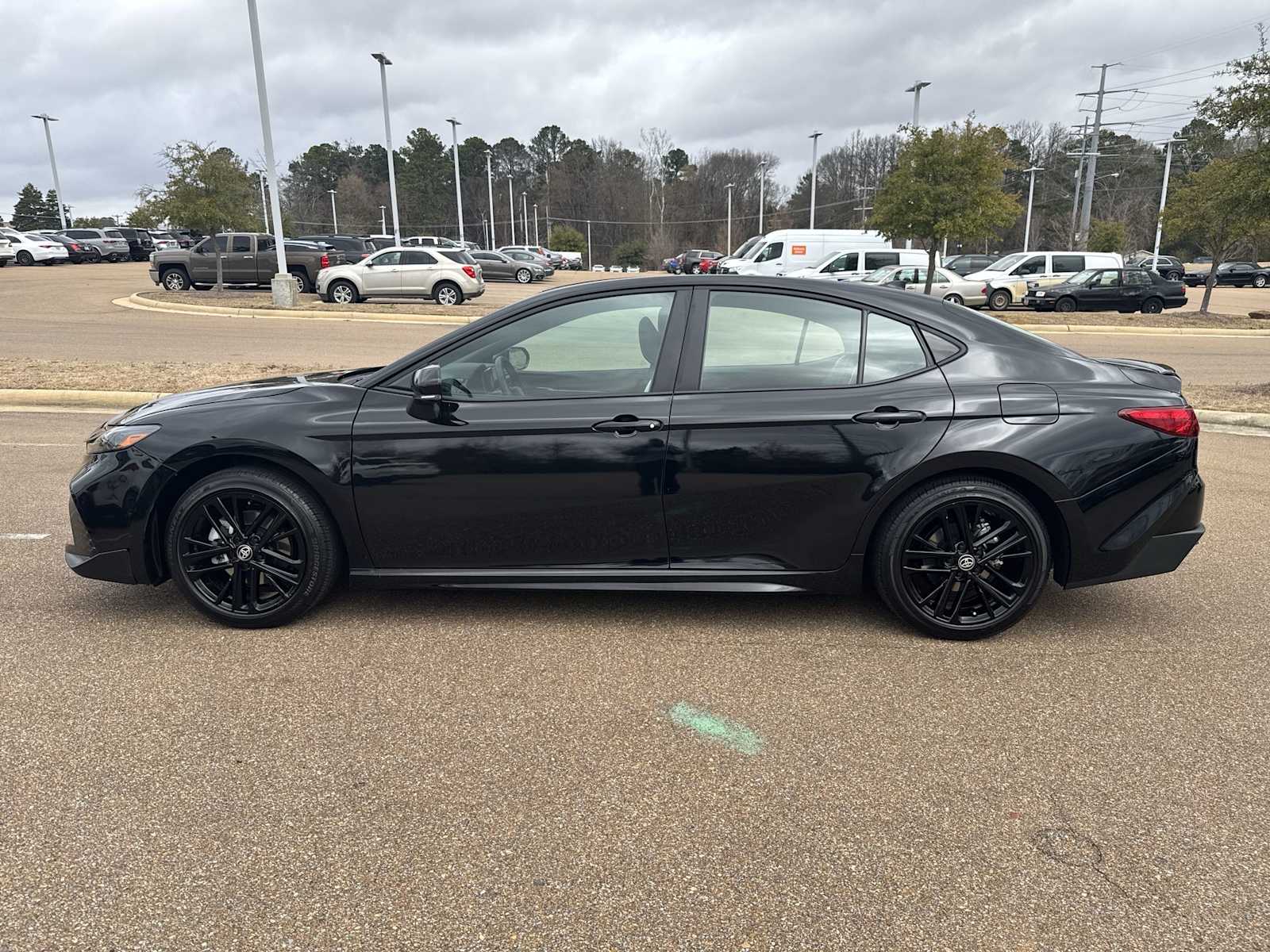 Thumbnail: 2026 Toyota Camry - 3