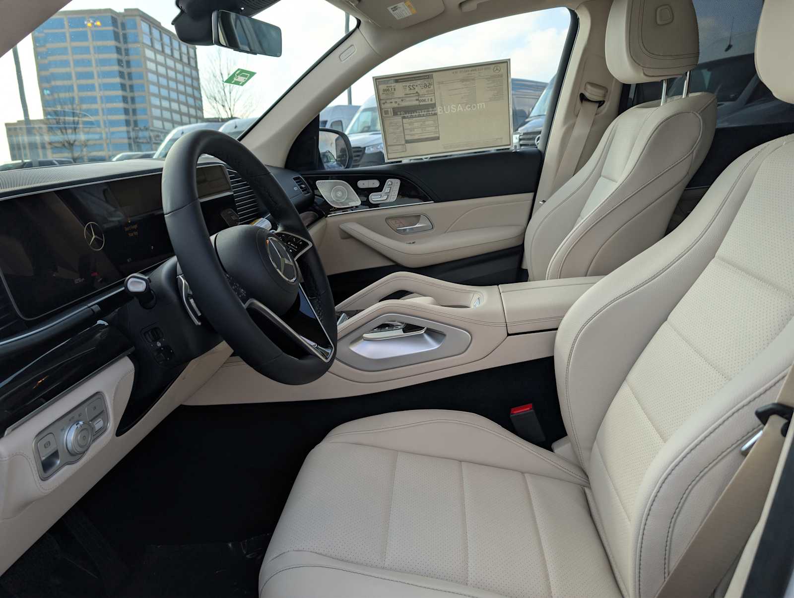 Thumbnail: 2026 Mercedes-Benz GLE - 7