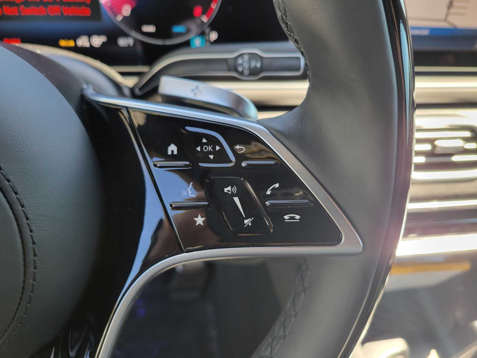 Thumbnail: 2025 Mercedes-Benz GLS - 19