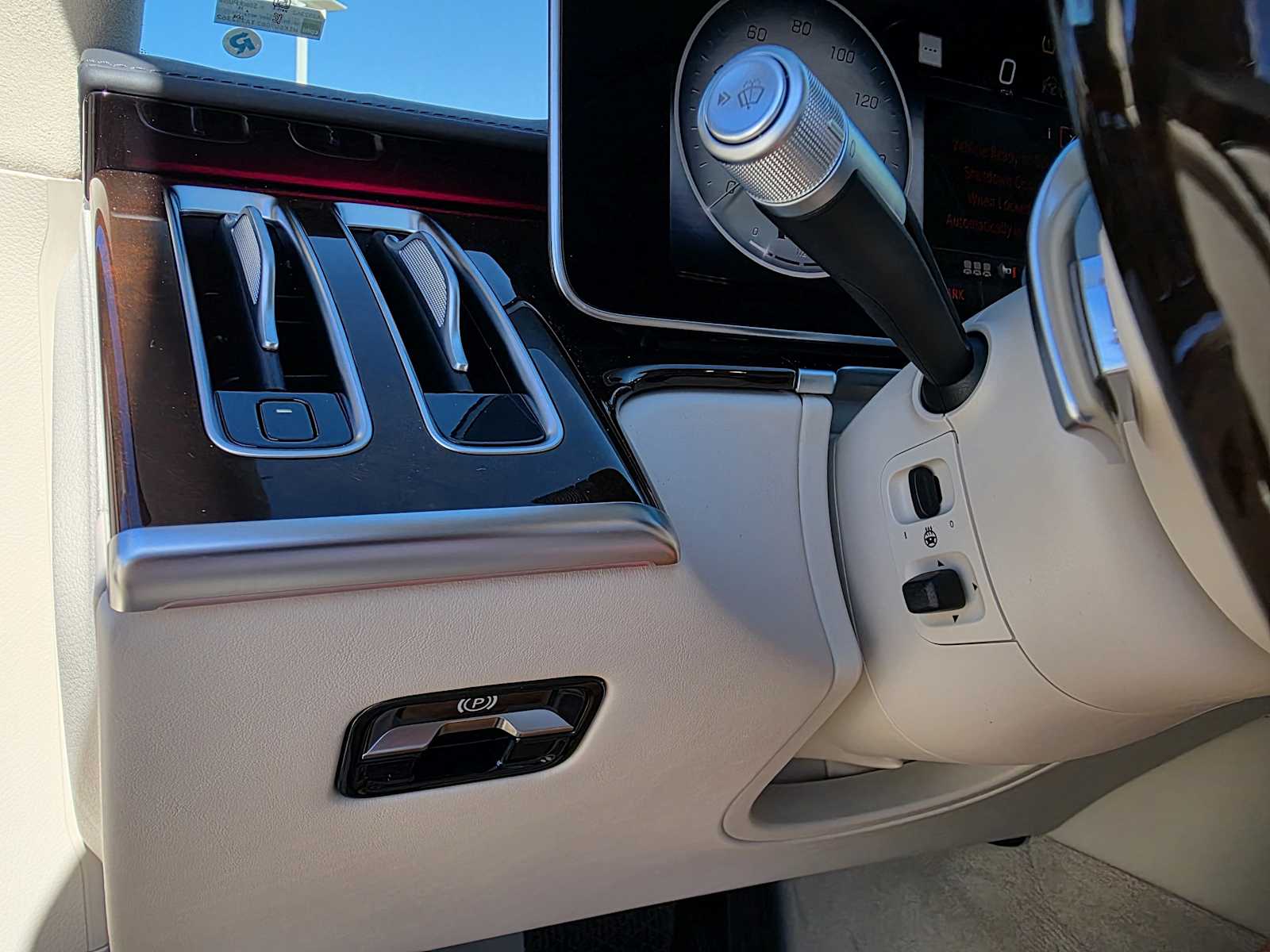 Thumbnail: 2026 Mercedes-Benz S-Class - 21