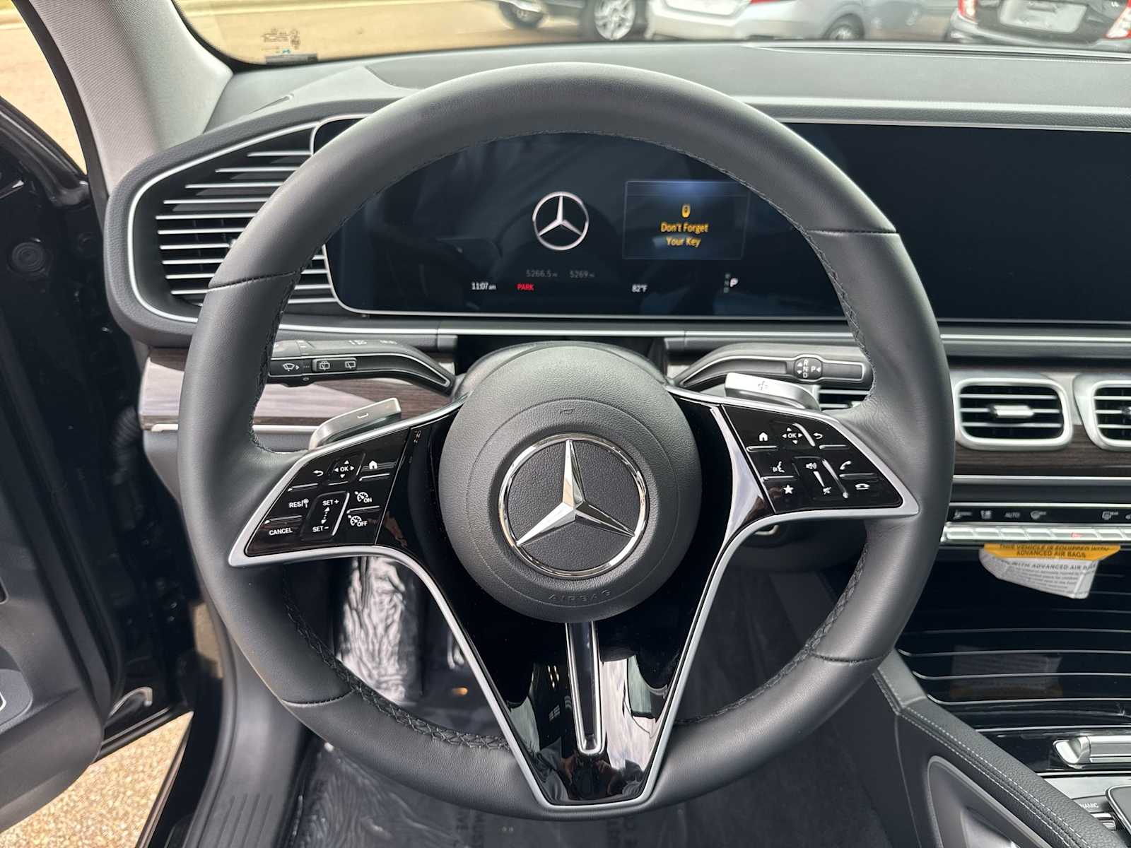 Thumbnail: 2026 Mercedes-Benz GLE - 19