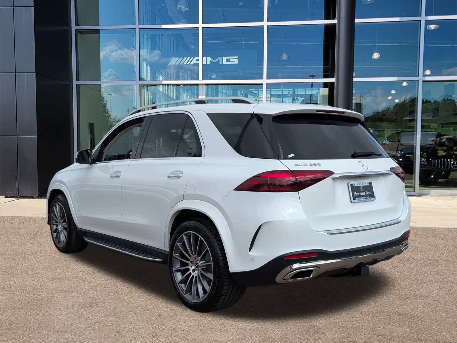 Thumbnail: 2026 Mercedes-Benz GLE - 6