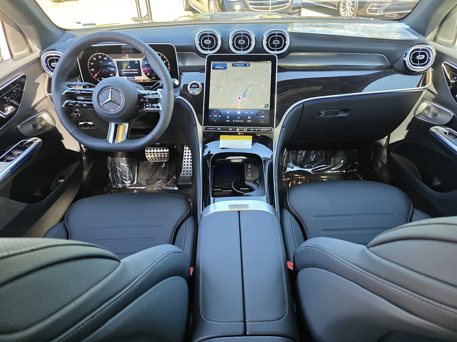 Thumbnail: 2026 Mercedes-Benz GLC - 8