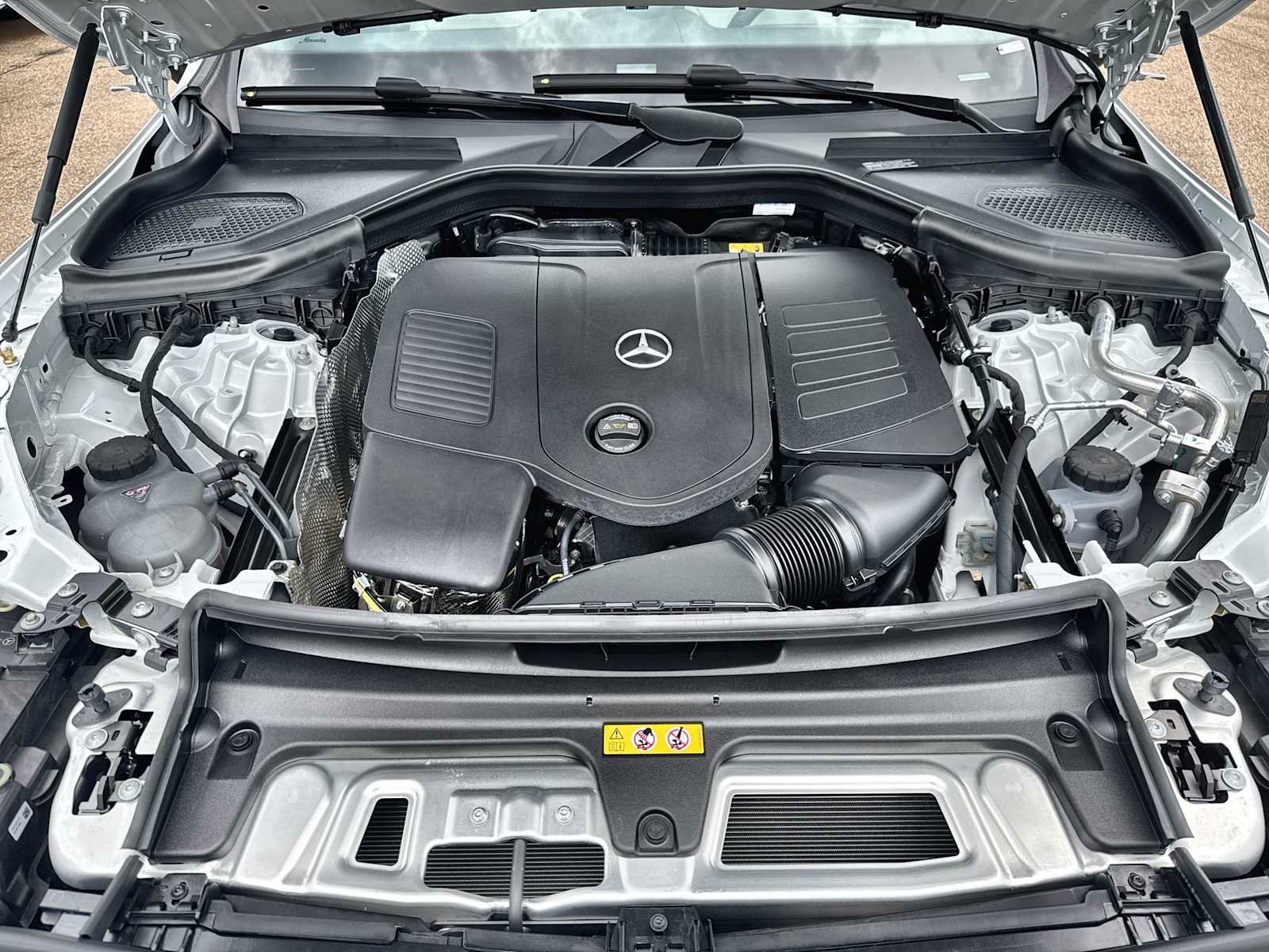 Thumbnail: 2026 Mercedes-Benz GLC - 13