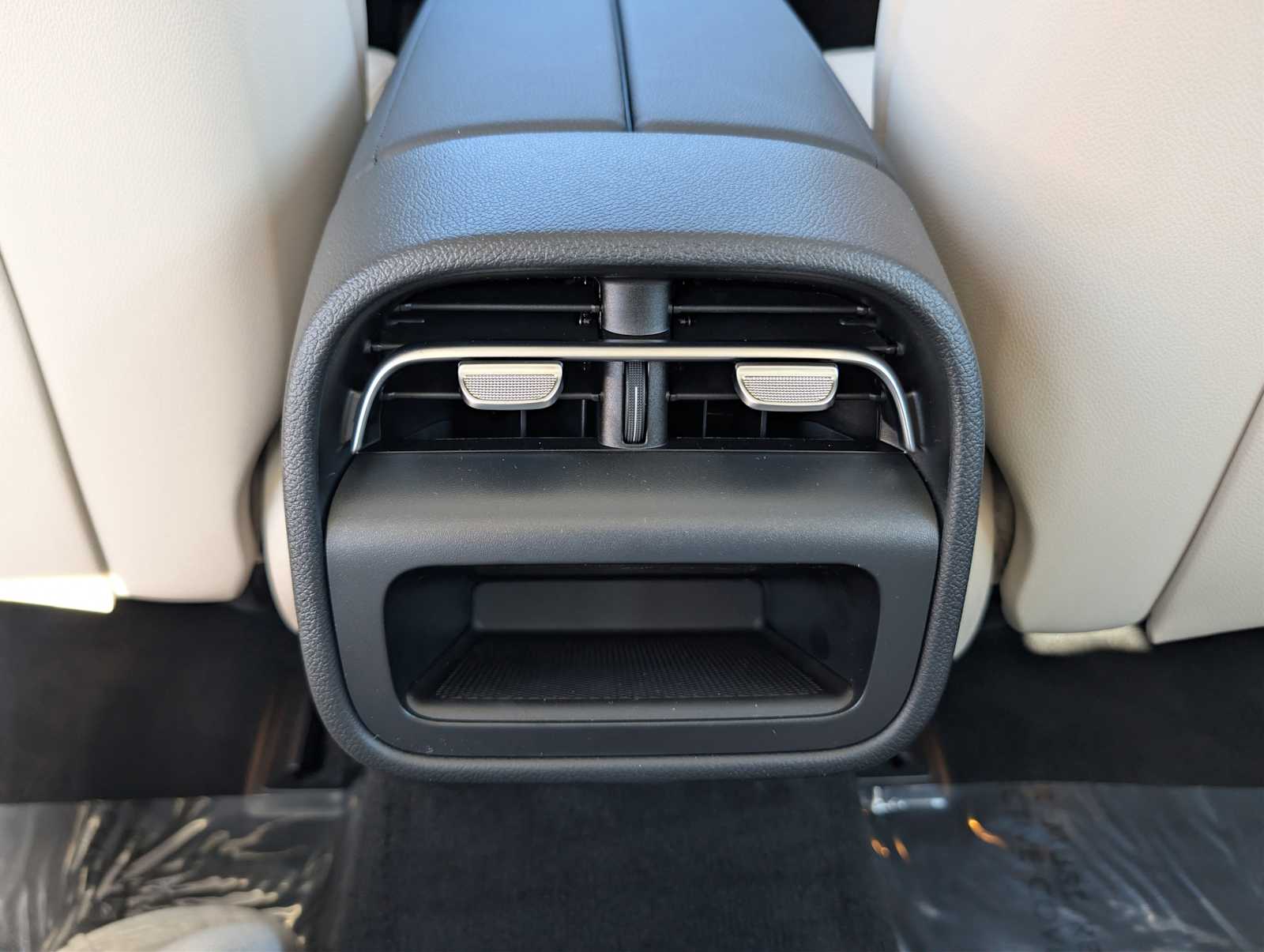 Thumbnail: 2026 Mercedes-Benz E-Class - 22