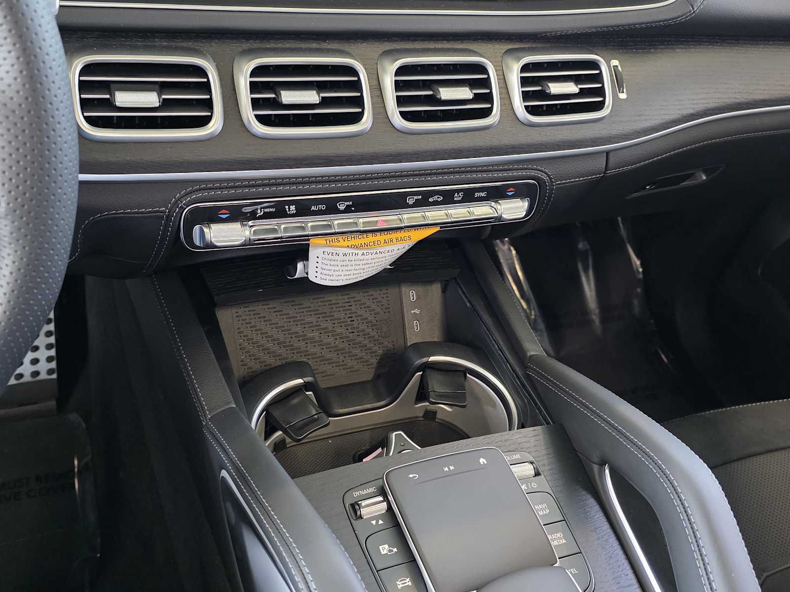 Thumbnail: 2026 Mercedes-Benz GLE - 16