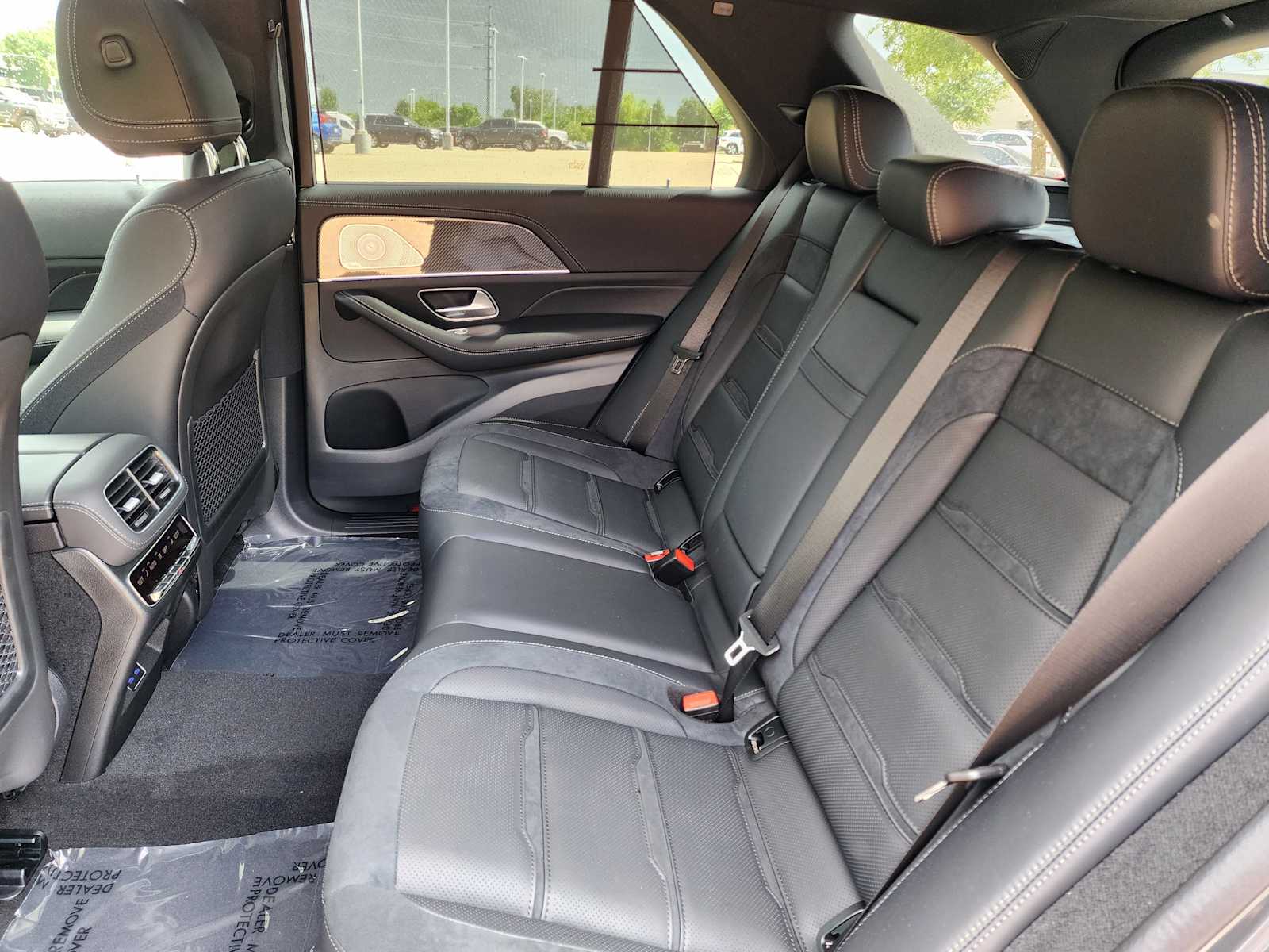 Thumbnail: 2025 Mercedes-Benz GLE - 12