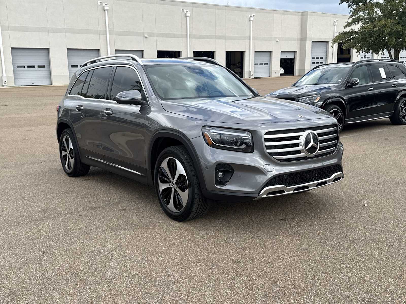 Thumbnail: 2026 Mercedes-Benz GLB - 8