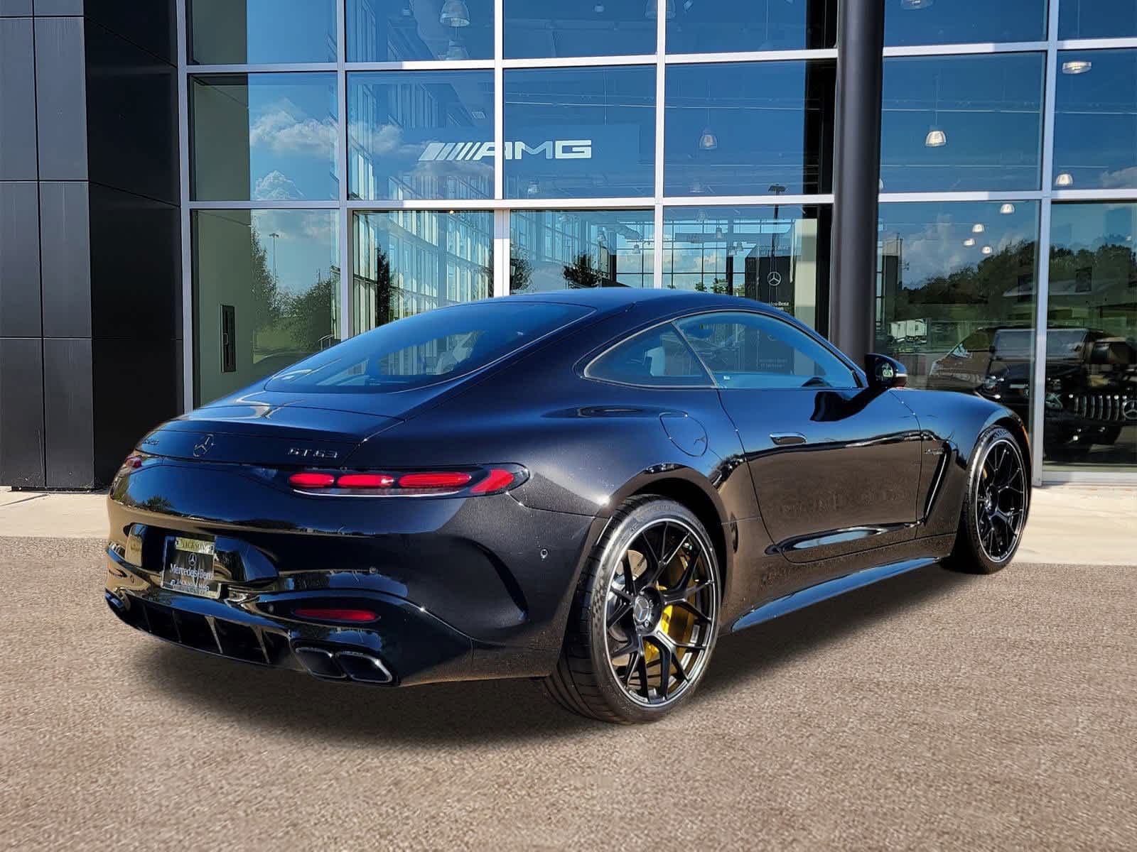 Thumbnail: 2025 Mercedes-Benz AMG GT - 25