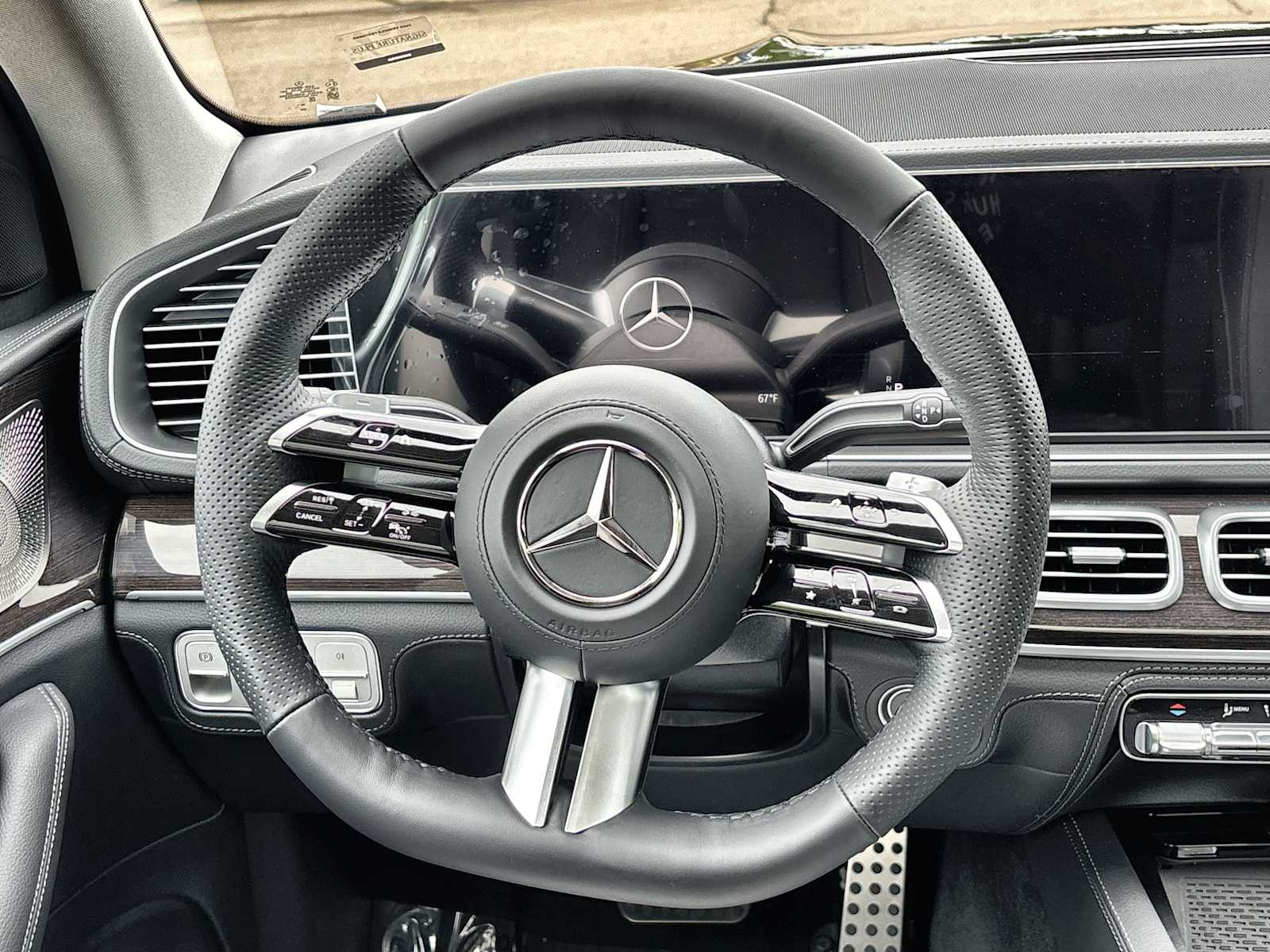 Thumbnail: 2026 Mercedes-Benz GLS - 21