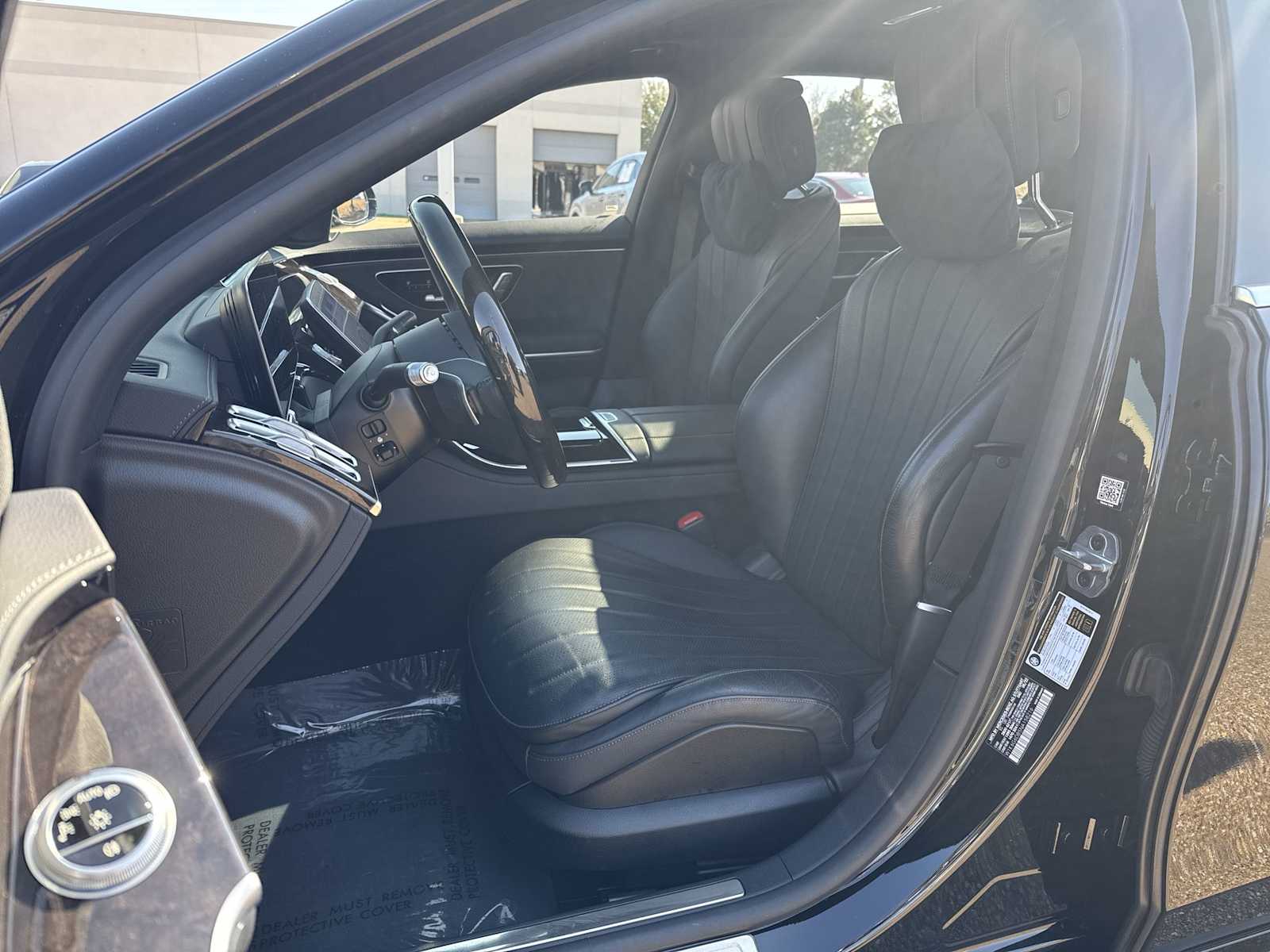 Thumbnail: 2022 Mercedes-Benz S-Class - 13