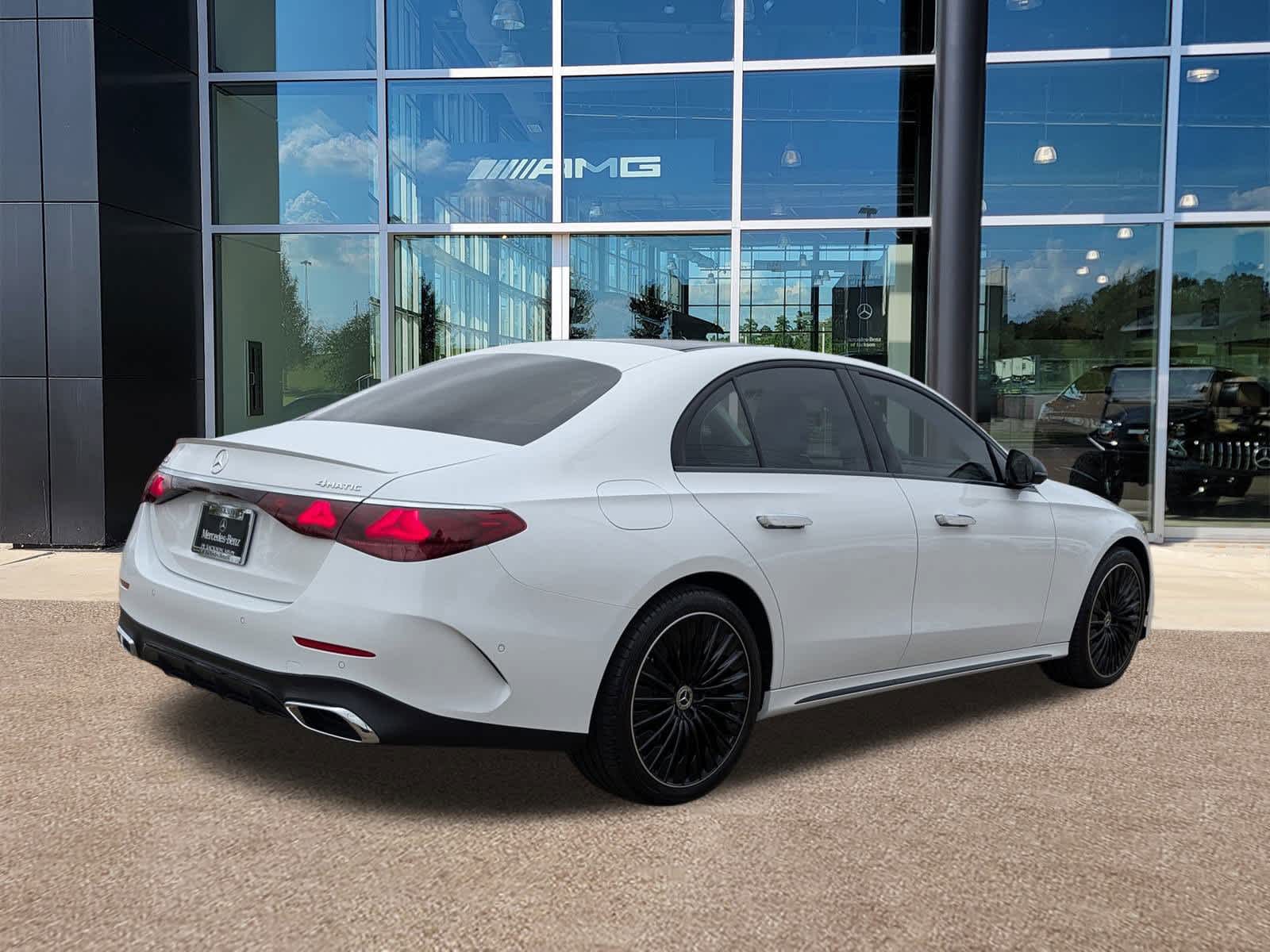 Thumbnail: 2024 Mercedes-Benz E-Class - 5