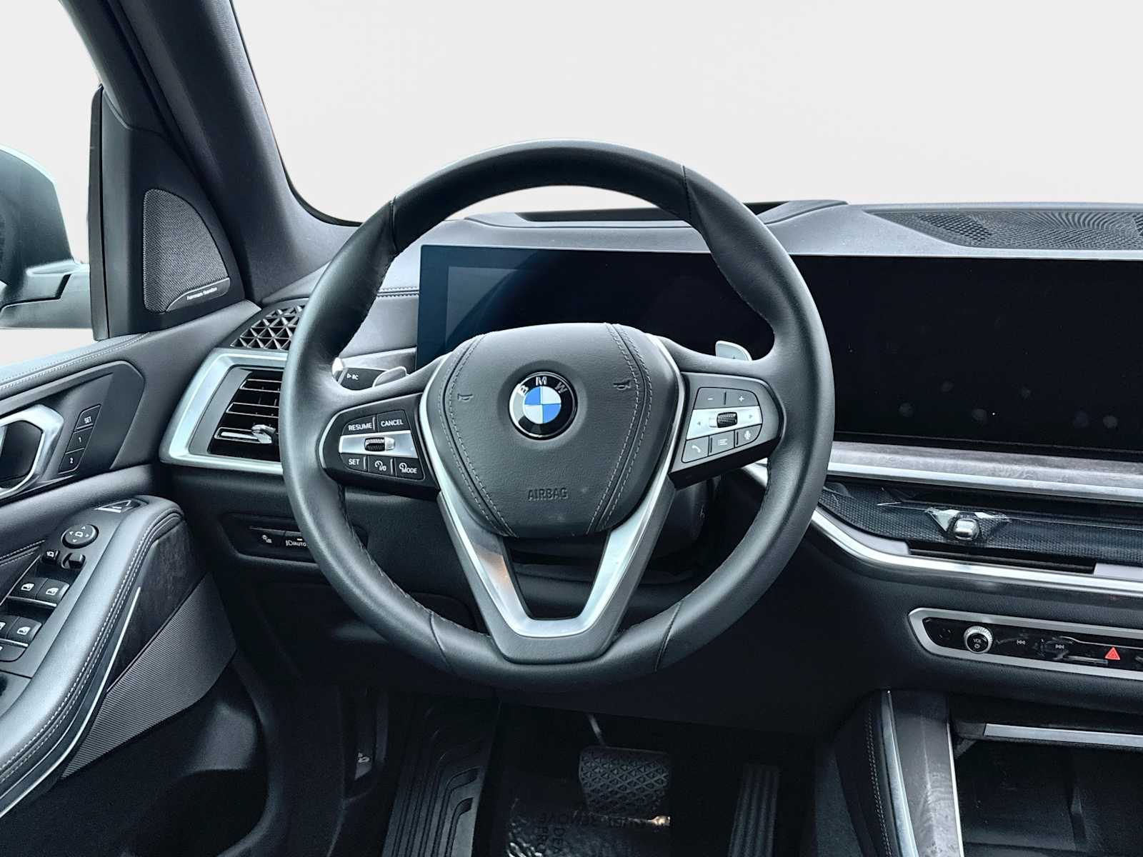 Thumbnail: 2026 BMW X5 - 20