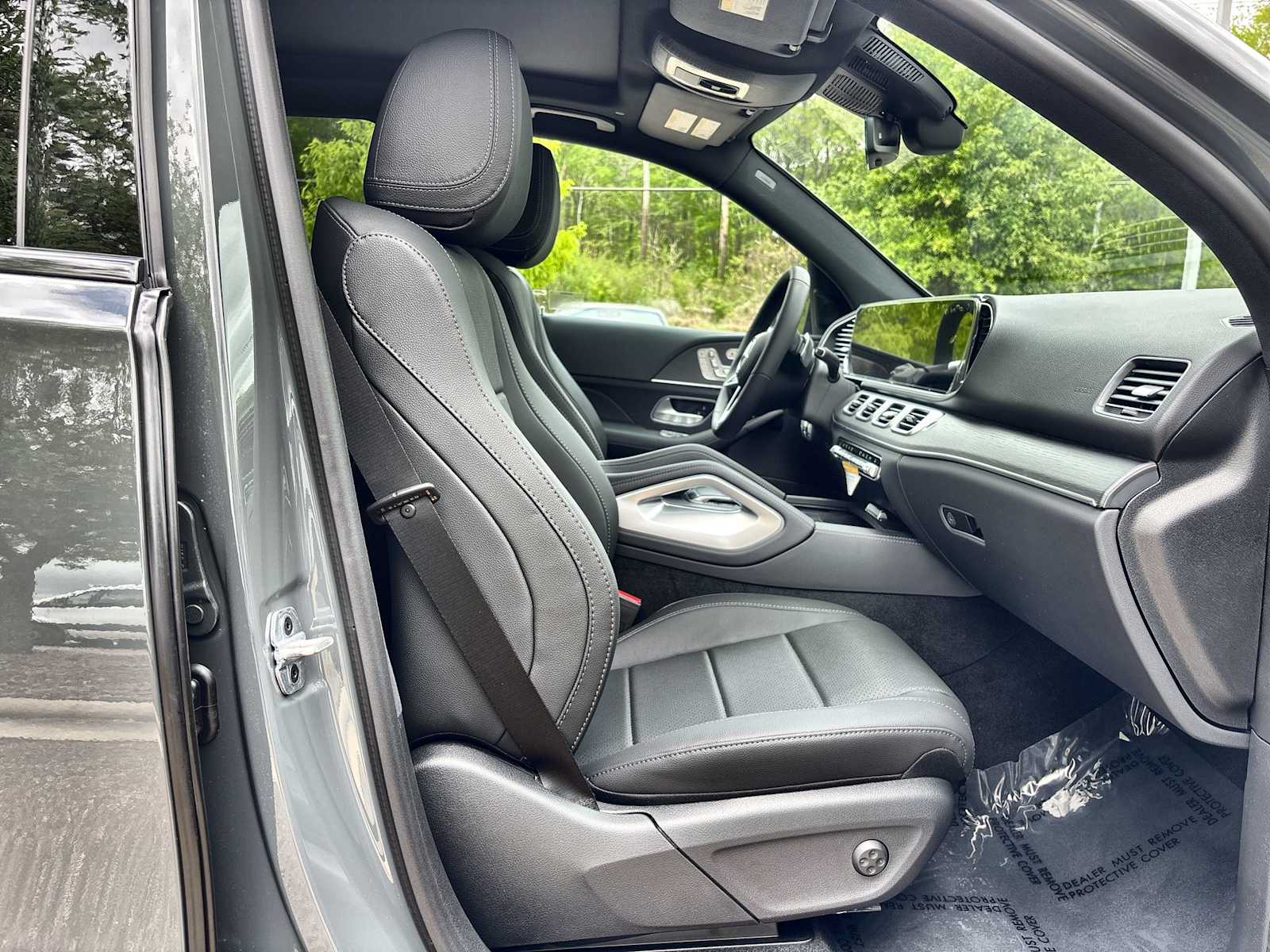 Thumbnail: 2026 Mercedes-Benz GLE - 9