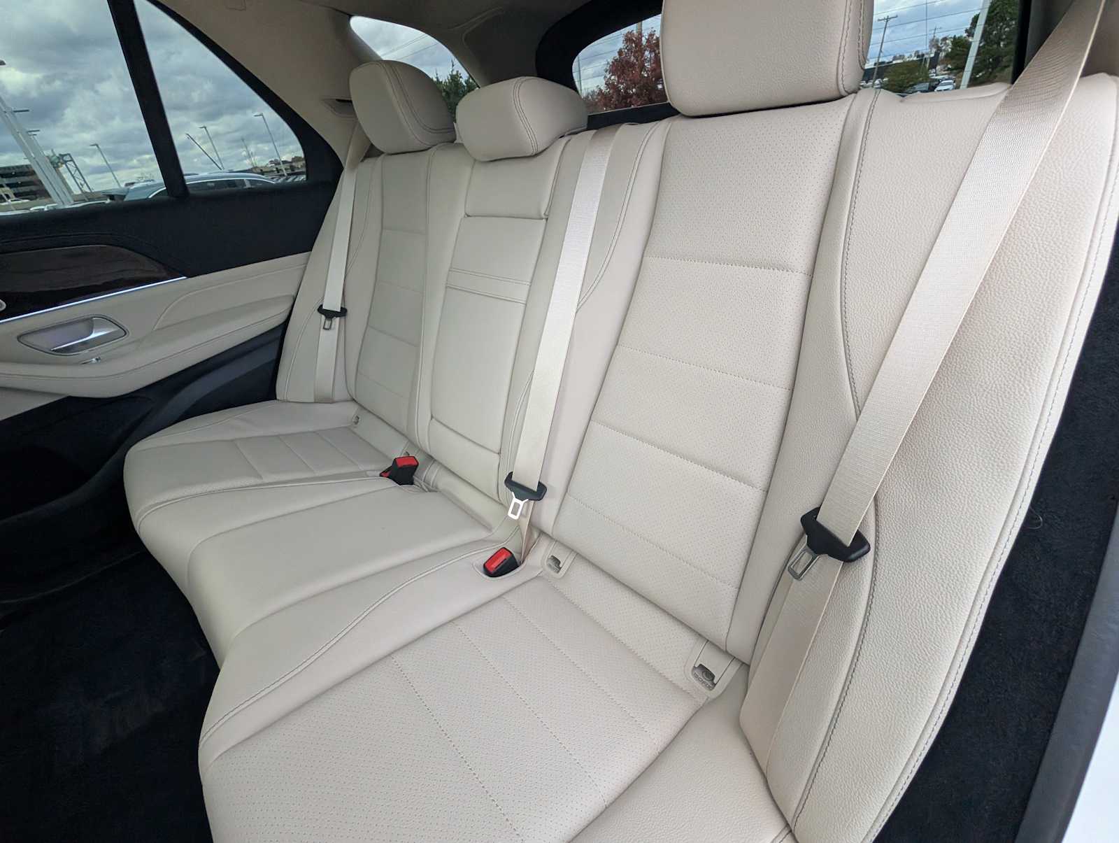 Thumbnail: 2026 Mercedes-Benz GLE - 21