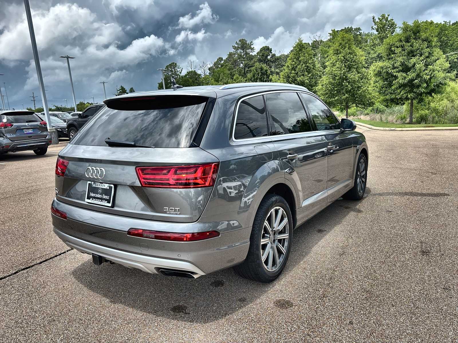 Thumbnail: 2018 Audi Q7 - 8