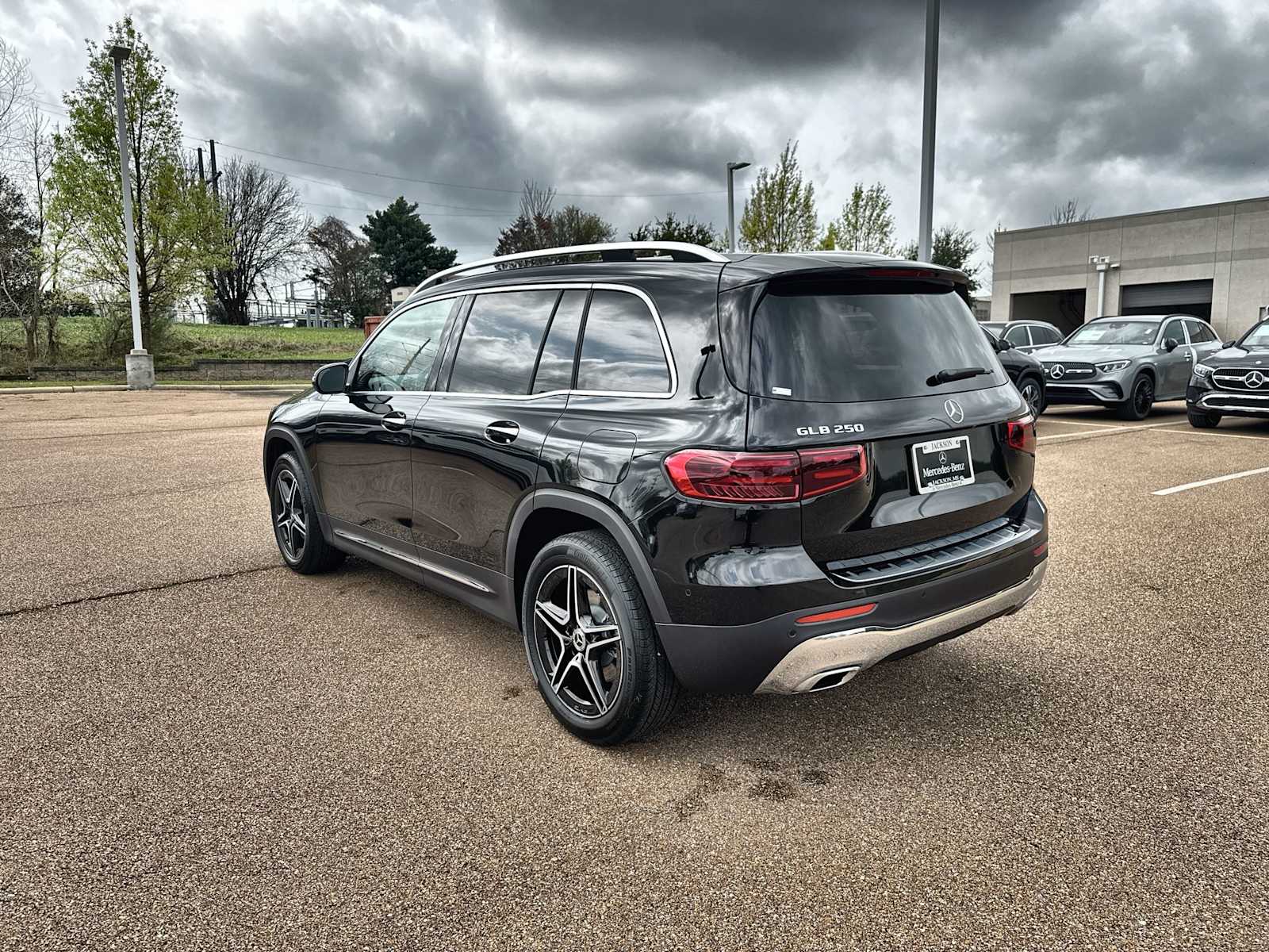 Thumbnail: 2026 Mercedes-Benz GLB - 6