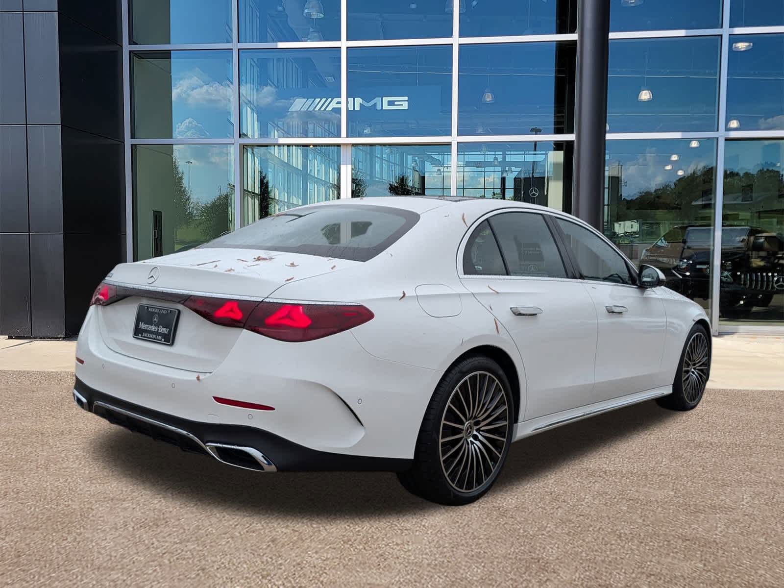 Thumbnail: 2026 Mercedes-Benz E-Class - 5