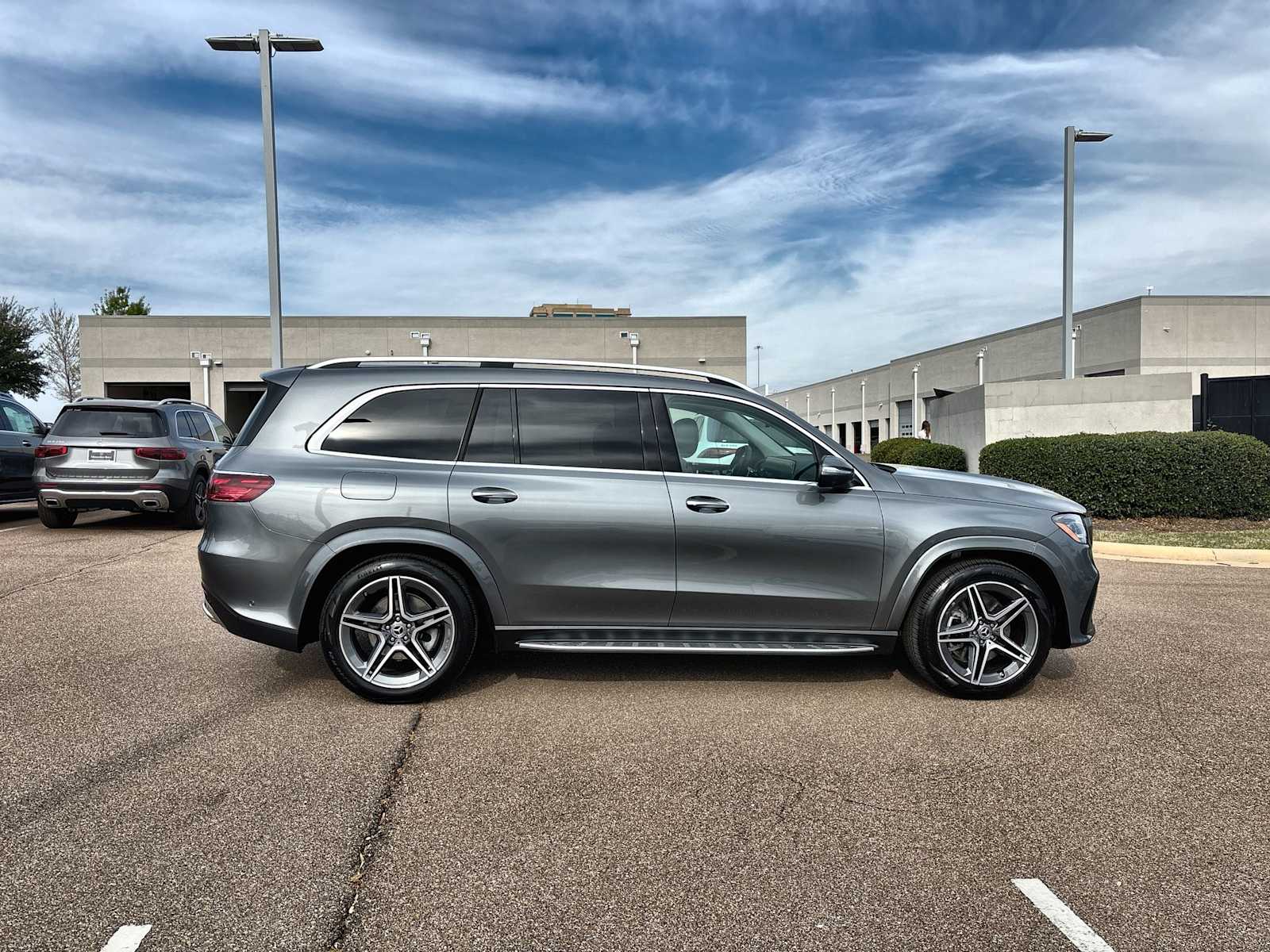Thumbnail: 2026 Mercedes-Benz GLS - 10