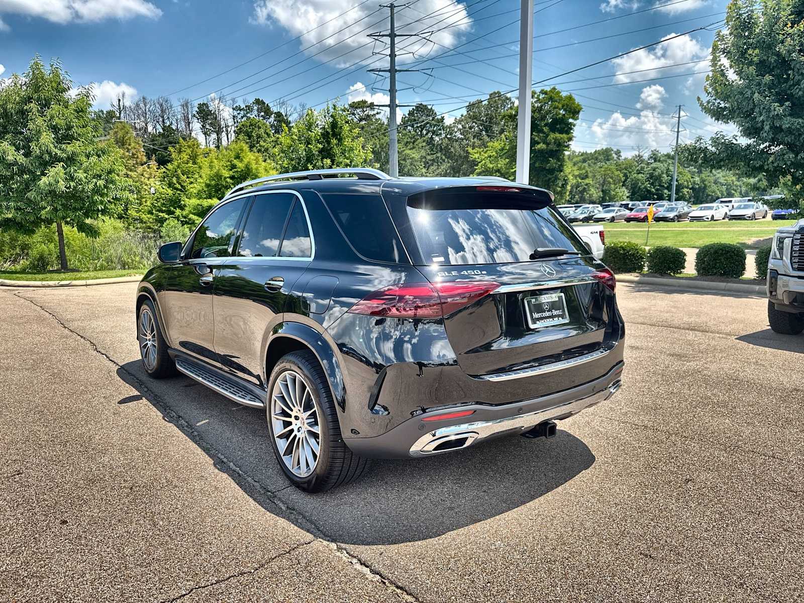 Thumbnail: 2026 Mercedes-Benz GLE - 6