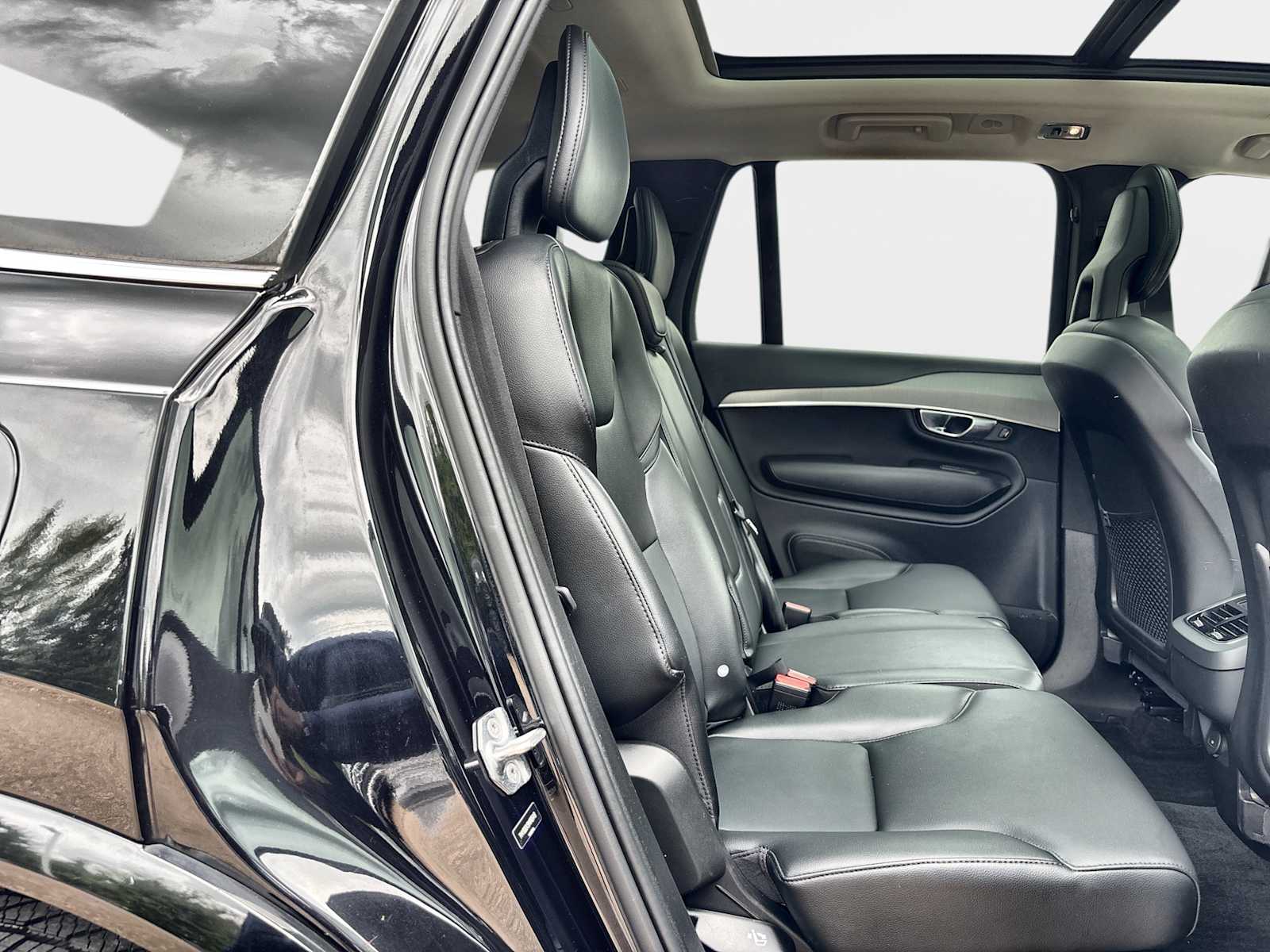 Thumbnail: 2021 Volvo XC90 - 19