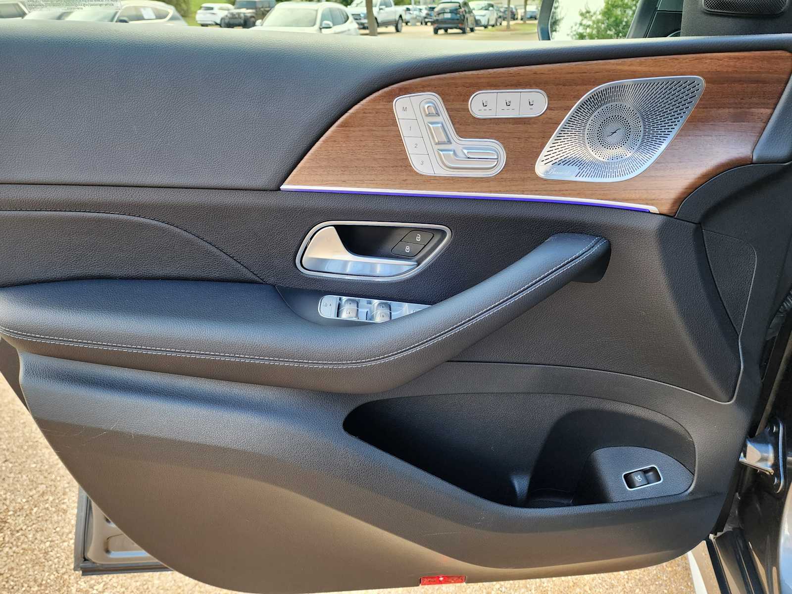 Thumbnail: 2025 Mercedes-Benz GLS - 13