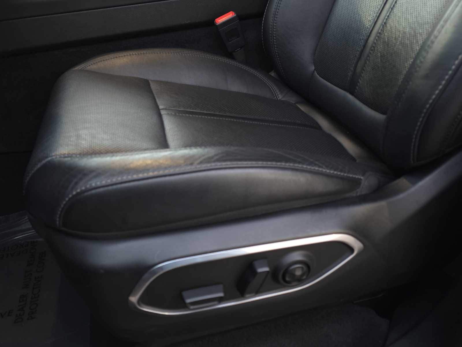 Thumbnail: 2024 Jeep Wagoneer - 14