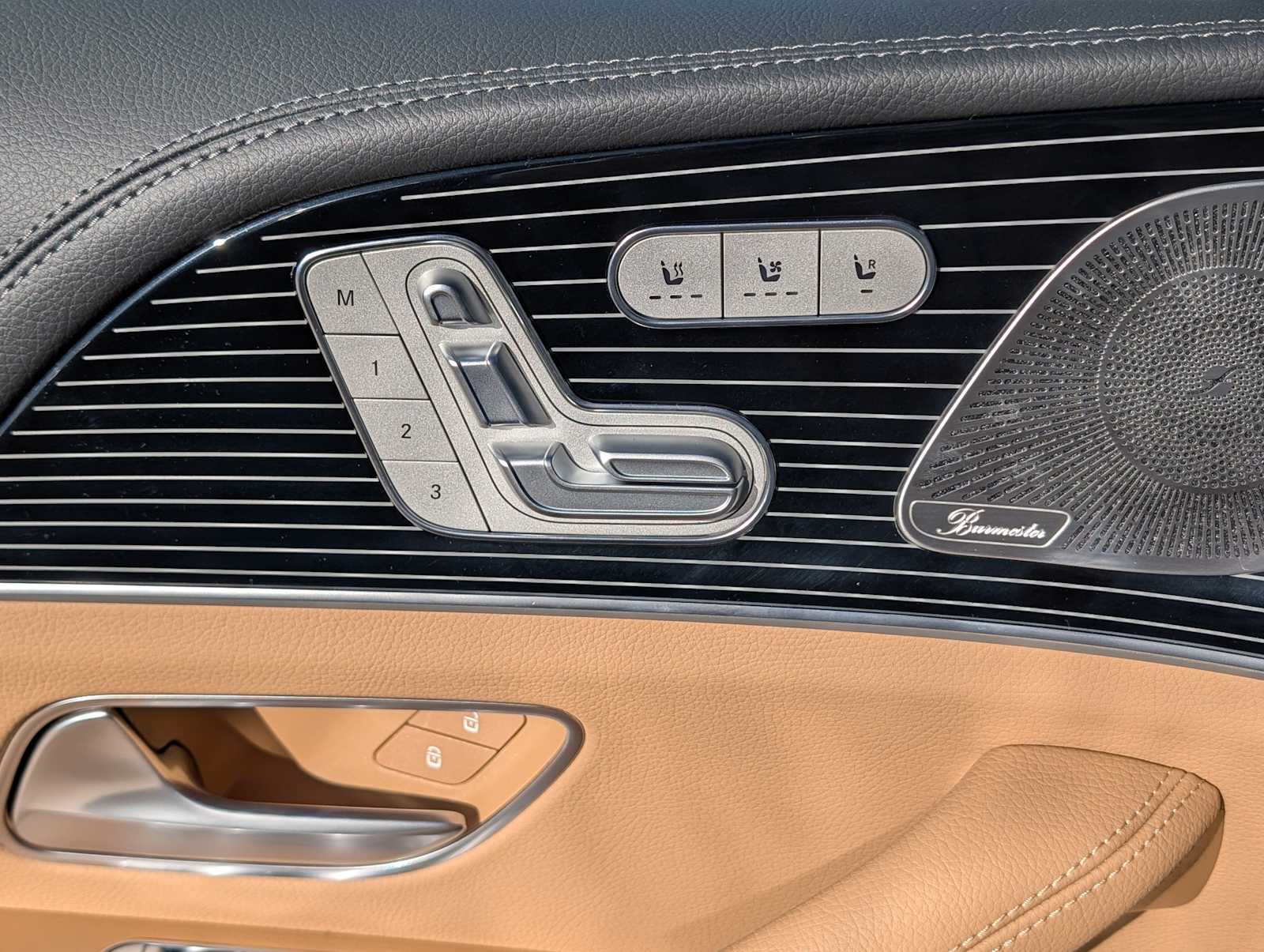 Thumbnail: 2026 Mercedes-Benz GLS - 22