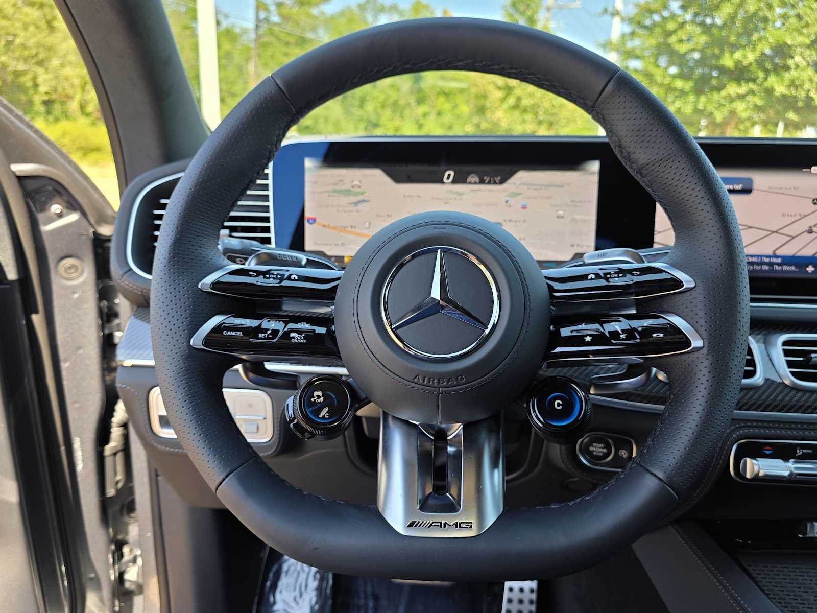 Thumbnail: 2026 Mercedes-Benz GLE - 25