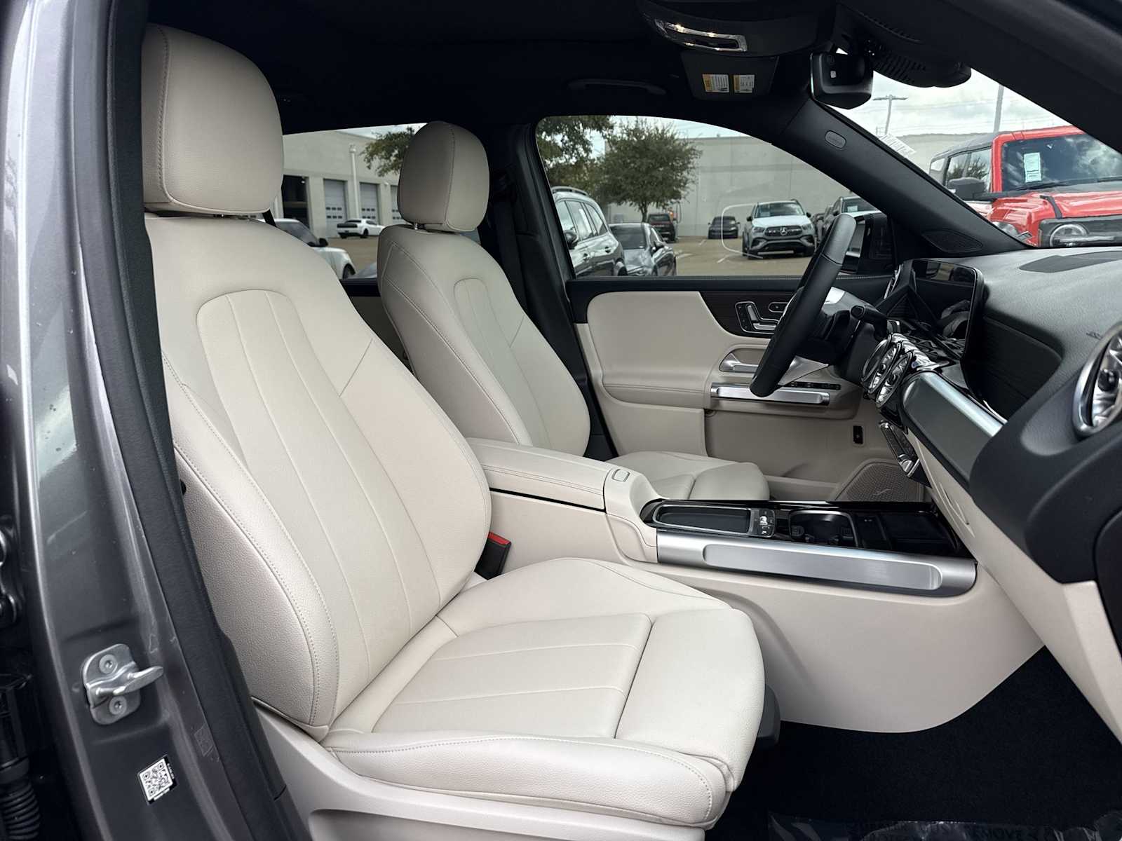 Thumbnail: 2026 Mercedes-Benz GLB - 20