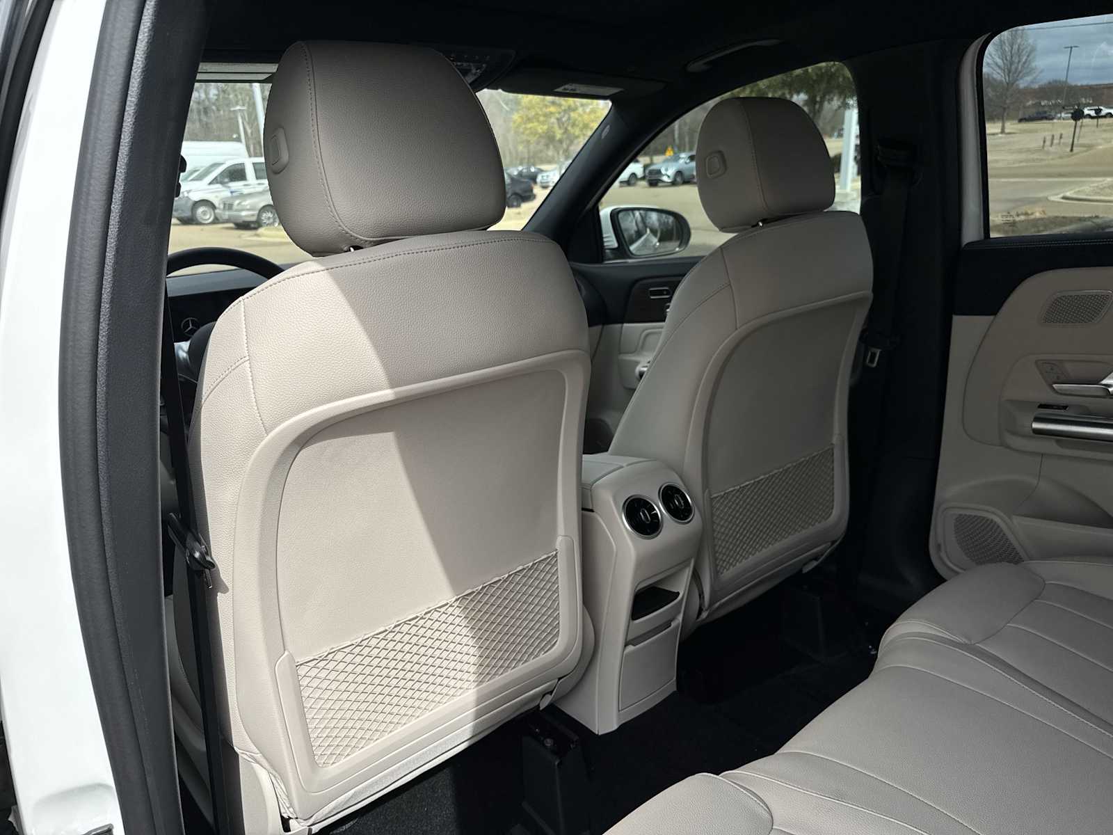 Thumbnail: 2026 Mercedes-Benz GLA - 16