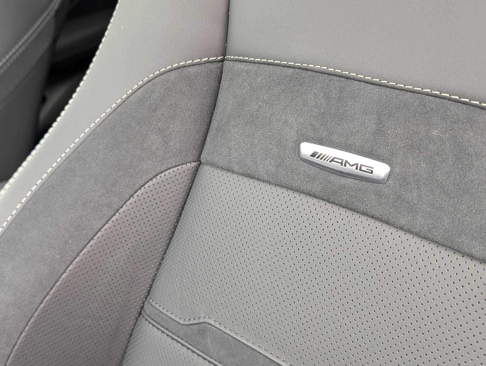 Thumbnail: 2026 Mercedes-Benz GLE - 16